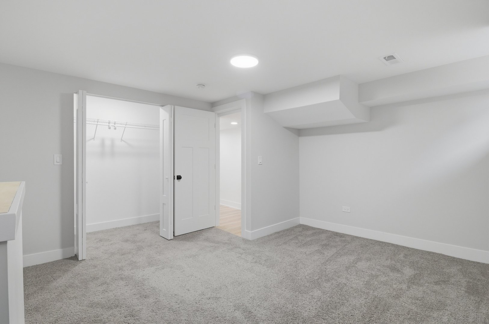 7347 S Merrill Avenue, Chicago, IL 60649