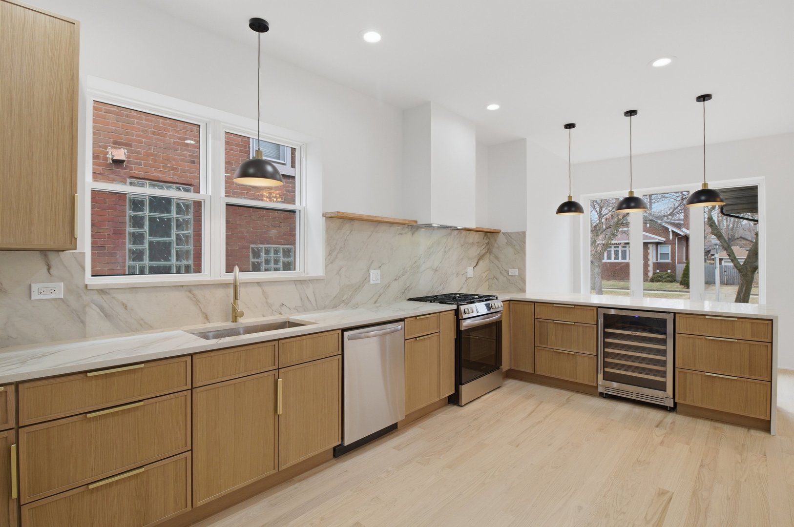 7347 S Merrill Avenue, Chicago, IL 60649