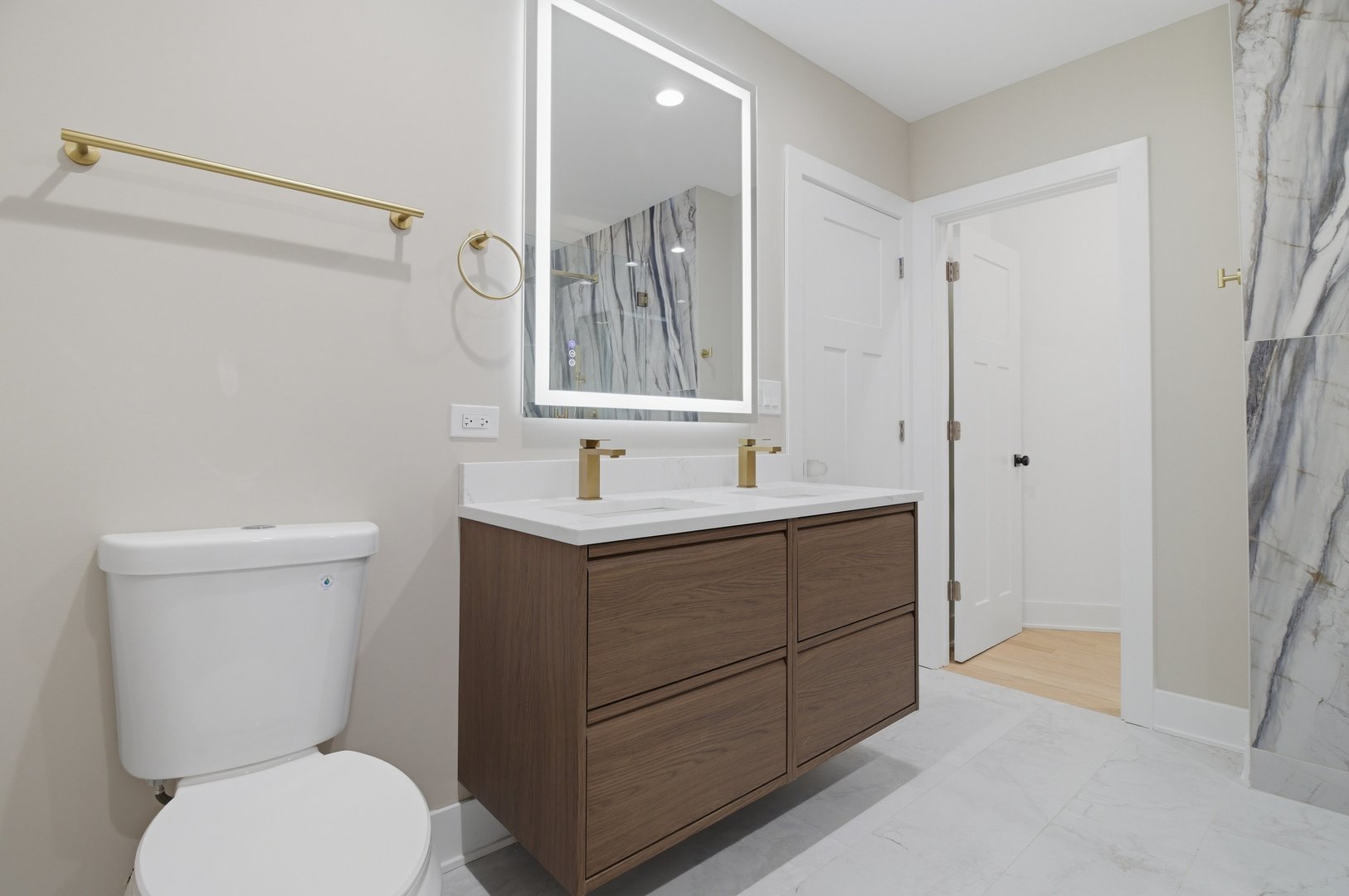 7347 S Merrill Avenue, Chicago, IL 60649