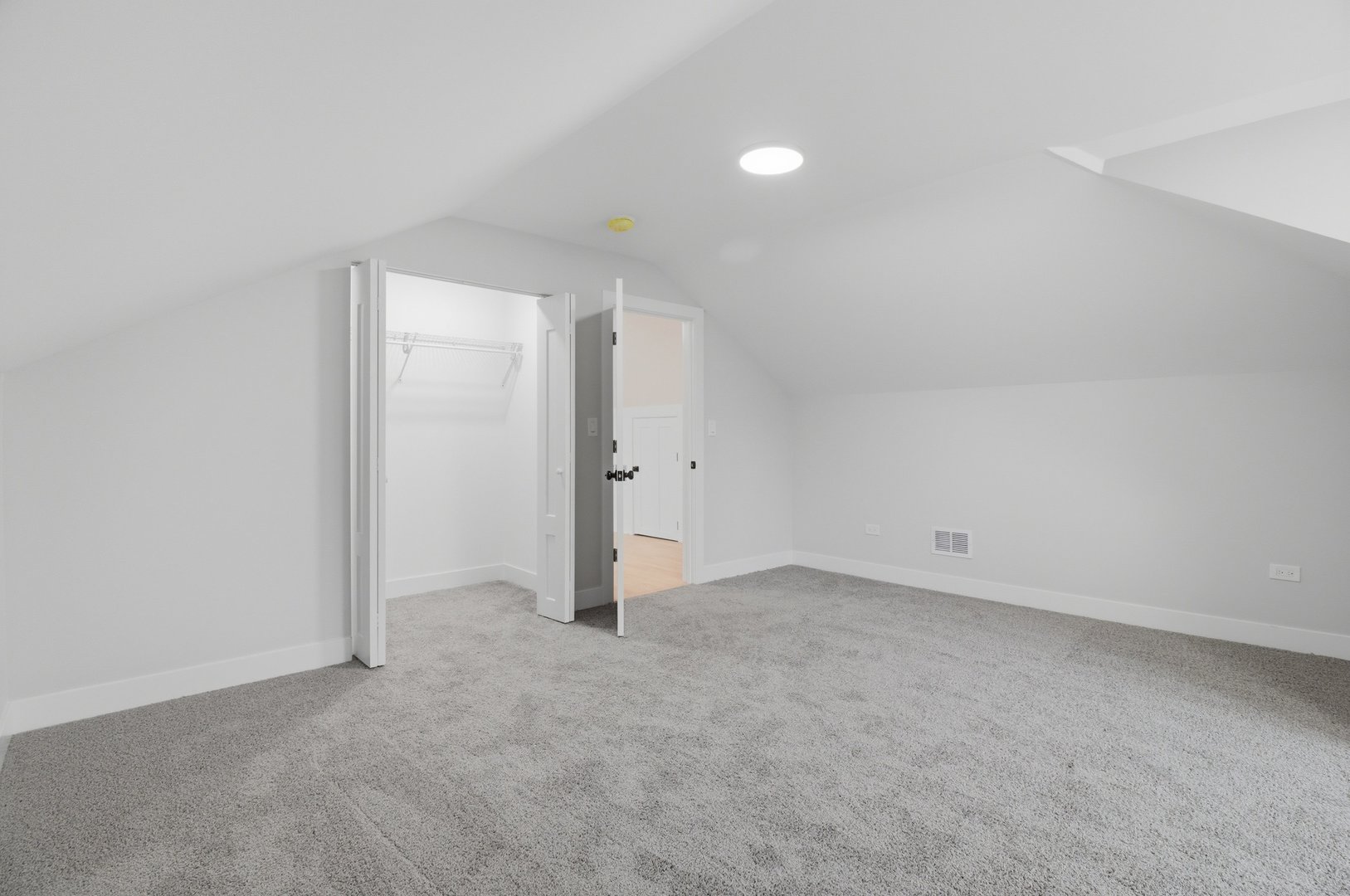 7347 S Merrill Avenue, Chicago, IL 60649