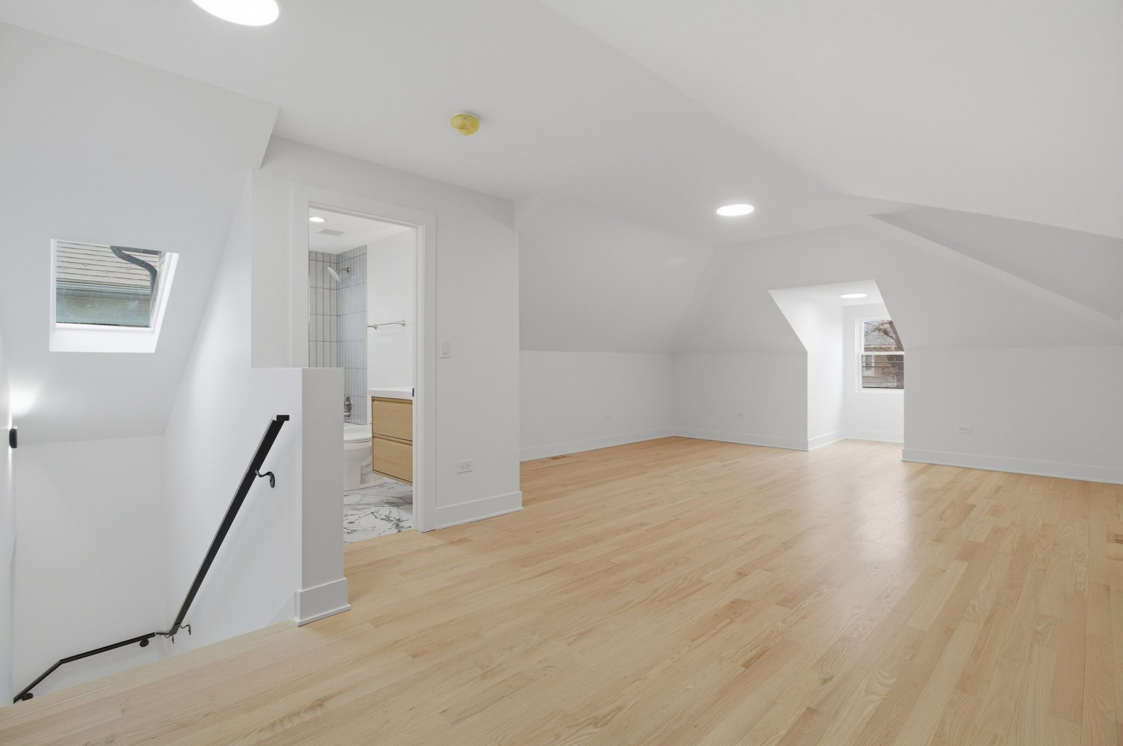 7347 S Merrill Avenue, Chicago, IL 60649