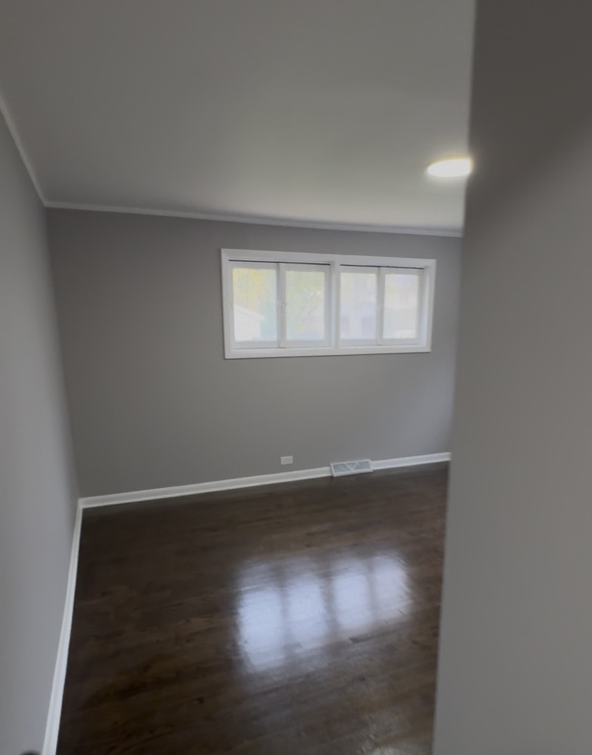 800 ELM Street, Flossmoor, IL 60422