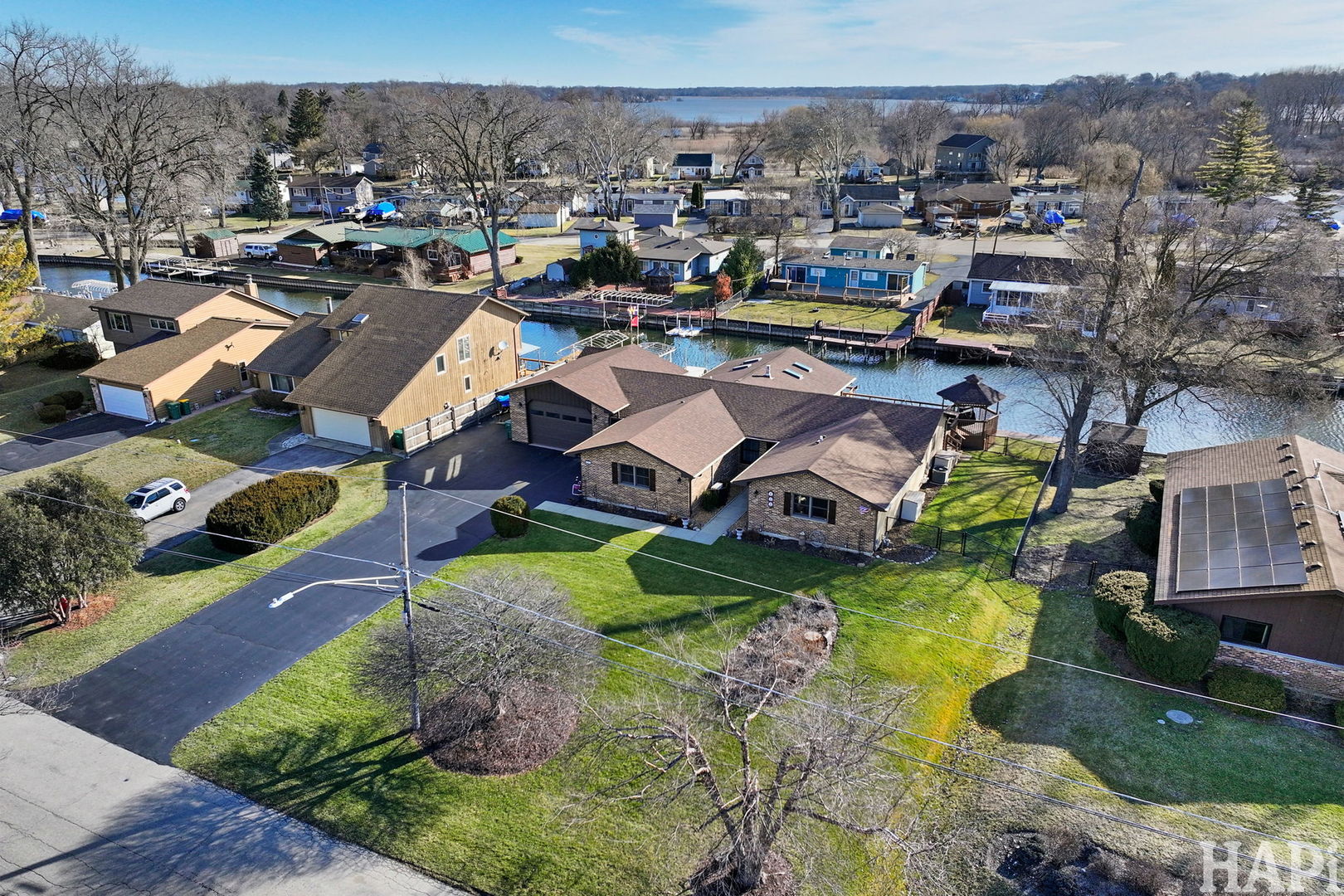 625 Monterrey Terrace, McHenry, IL 60050