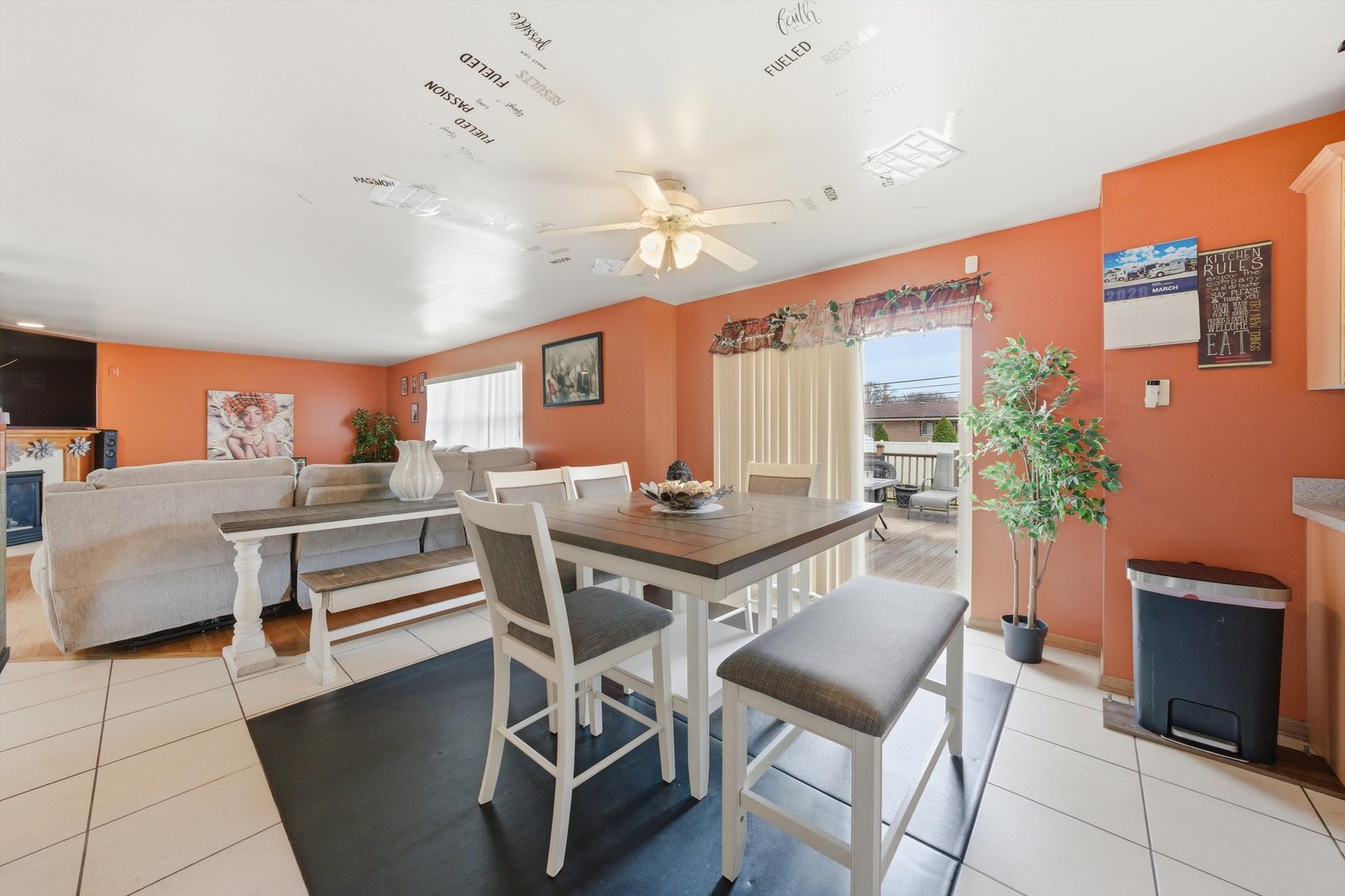 15223 Naughton Drive, South Holland, IL 60473