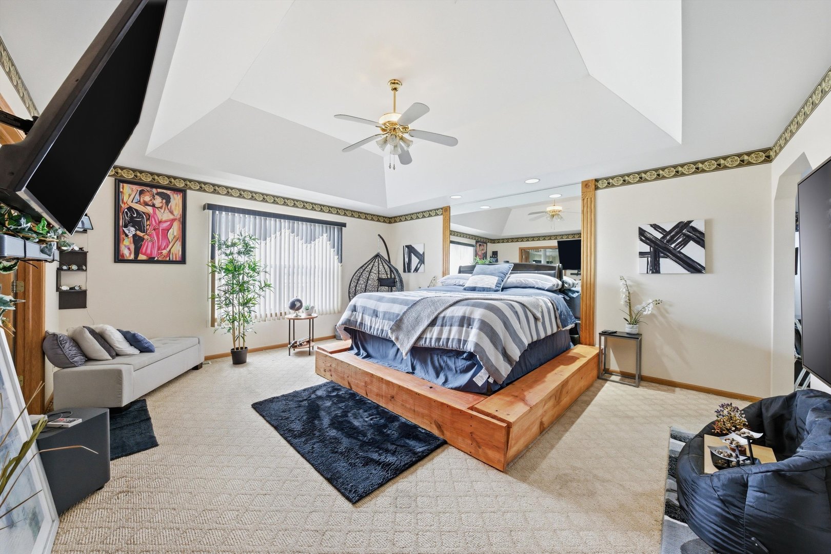 15223 Naughton Drive, South Holland, IL 60473