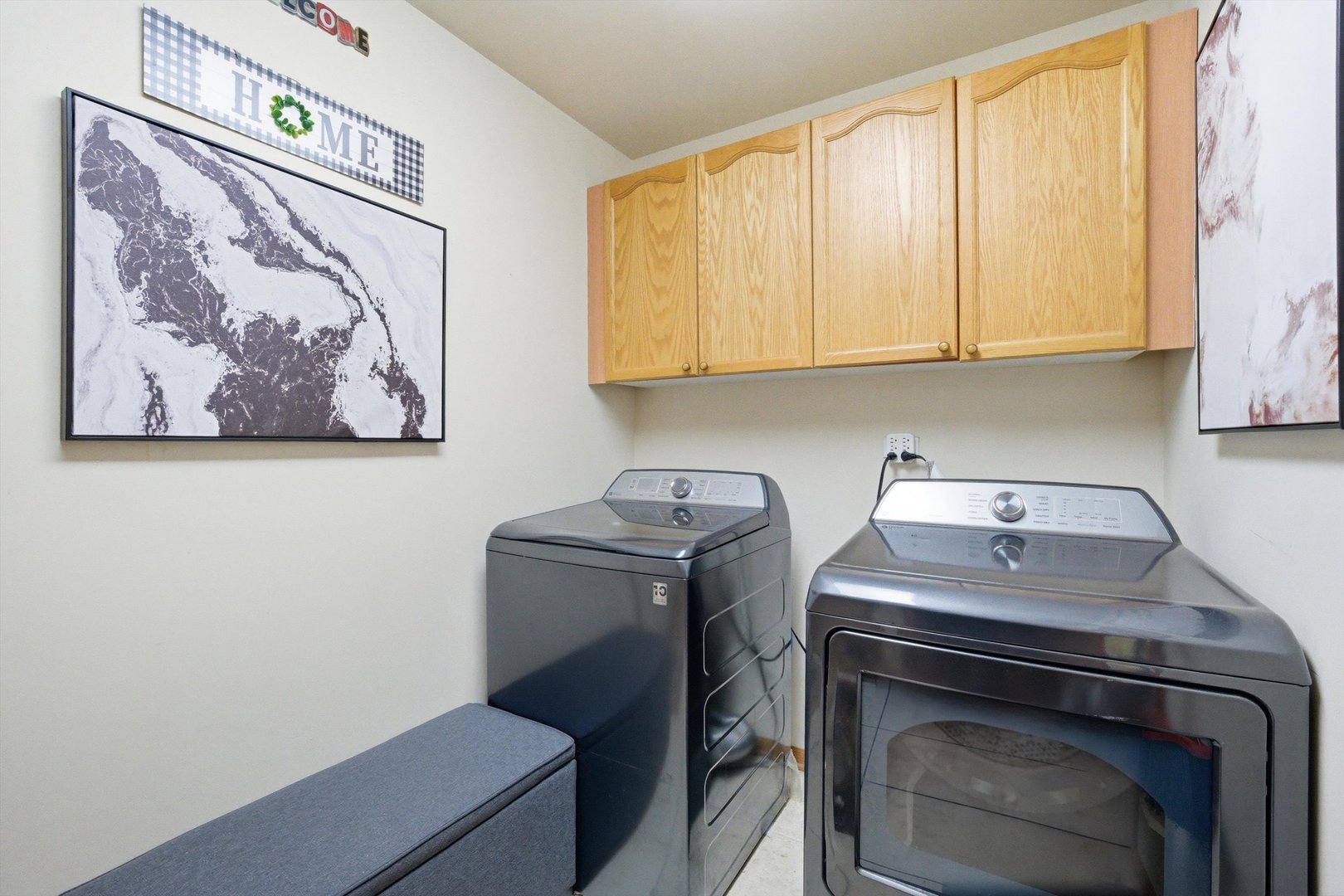 15223 Naughton Drive, South Holland, IL 60473