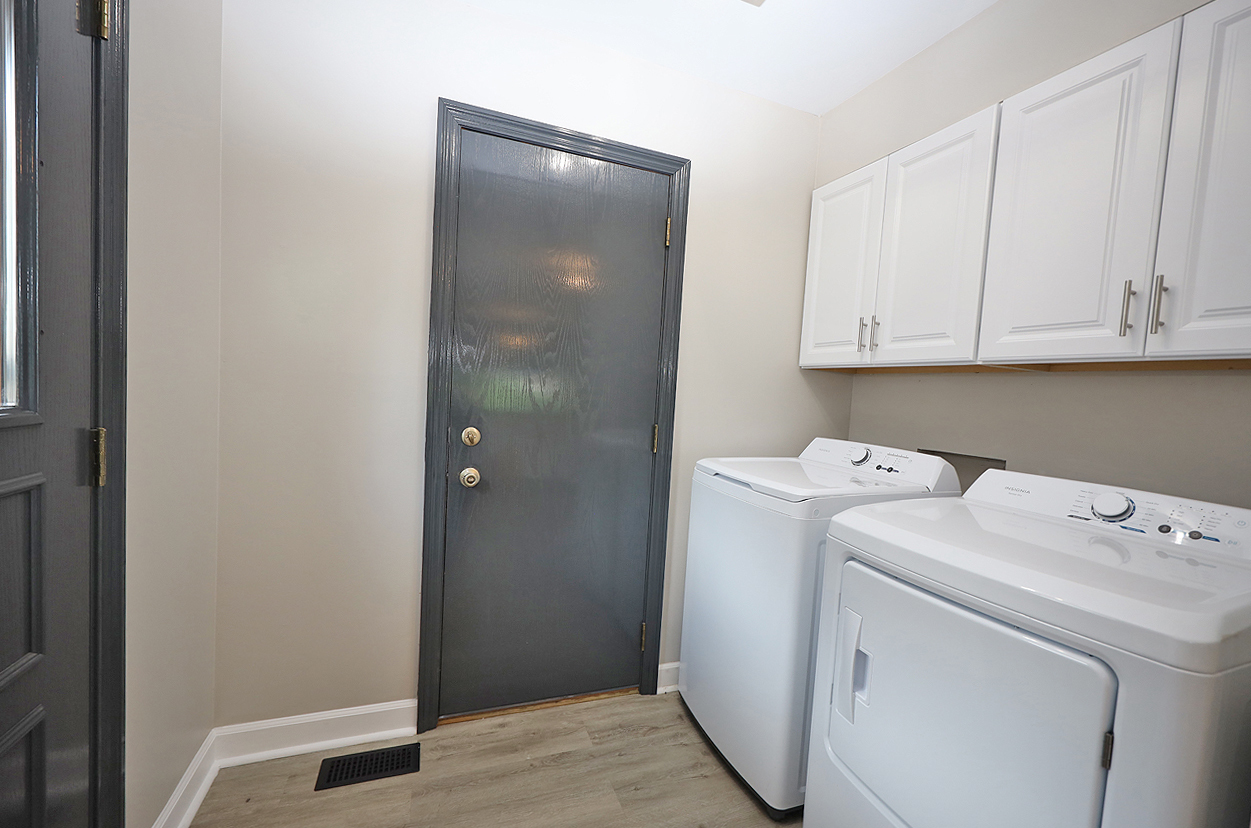 Elk Grove Village, IL 60007