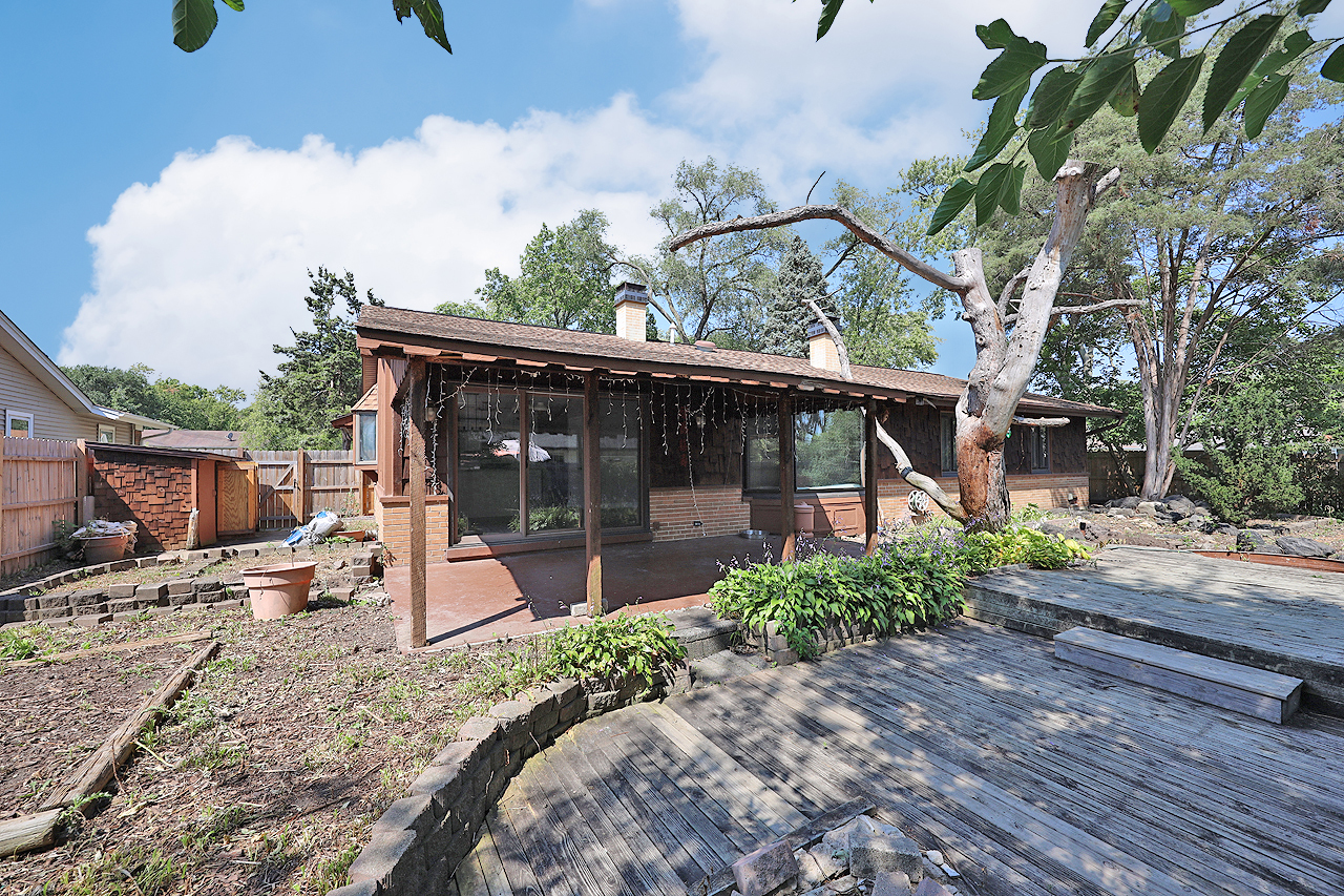 Elk Grove Village, IL 60007