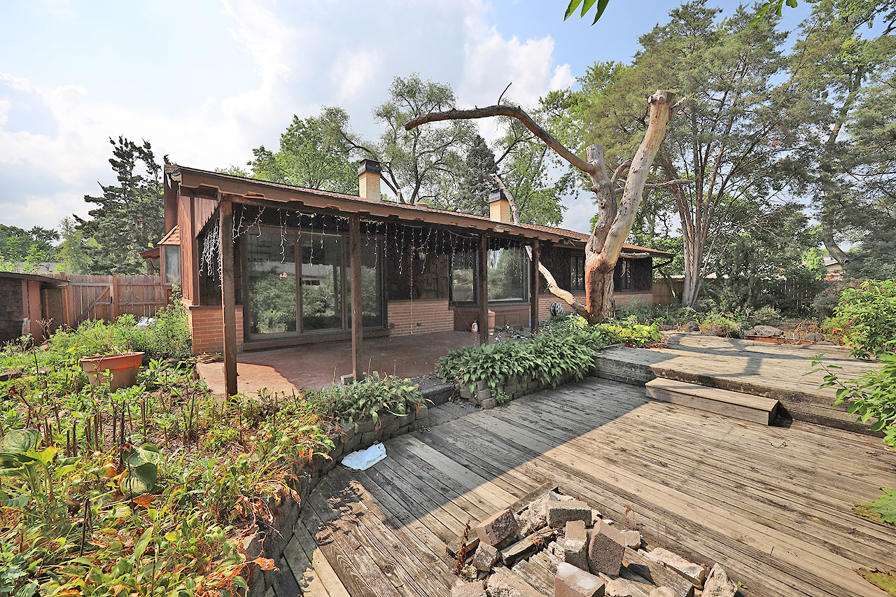 Elk Grove Village, IL 60007