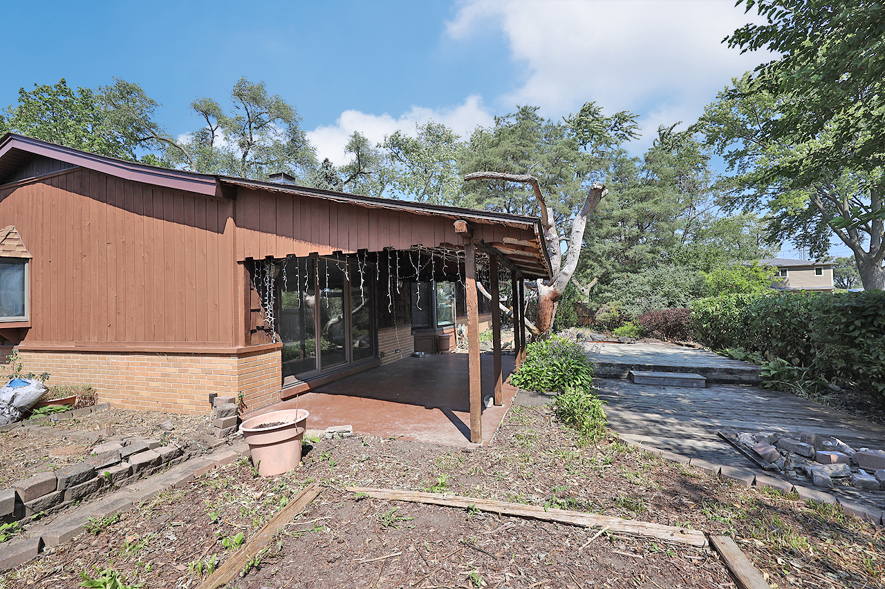 Elk Grove Village, IL 60007