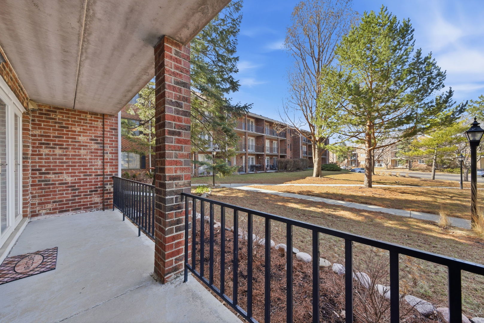 520 Biesterfield Road #122b, Elk Grove Village, IL 60007