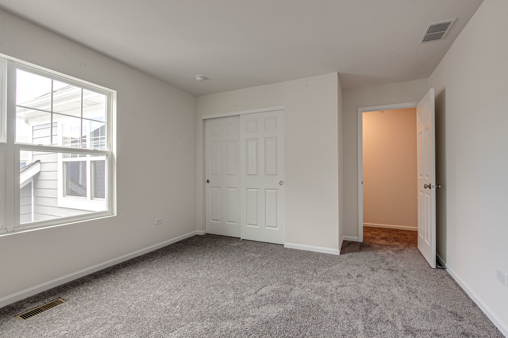 264 Hoffman Drive, Buffalo Grove, IL 60089