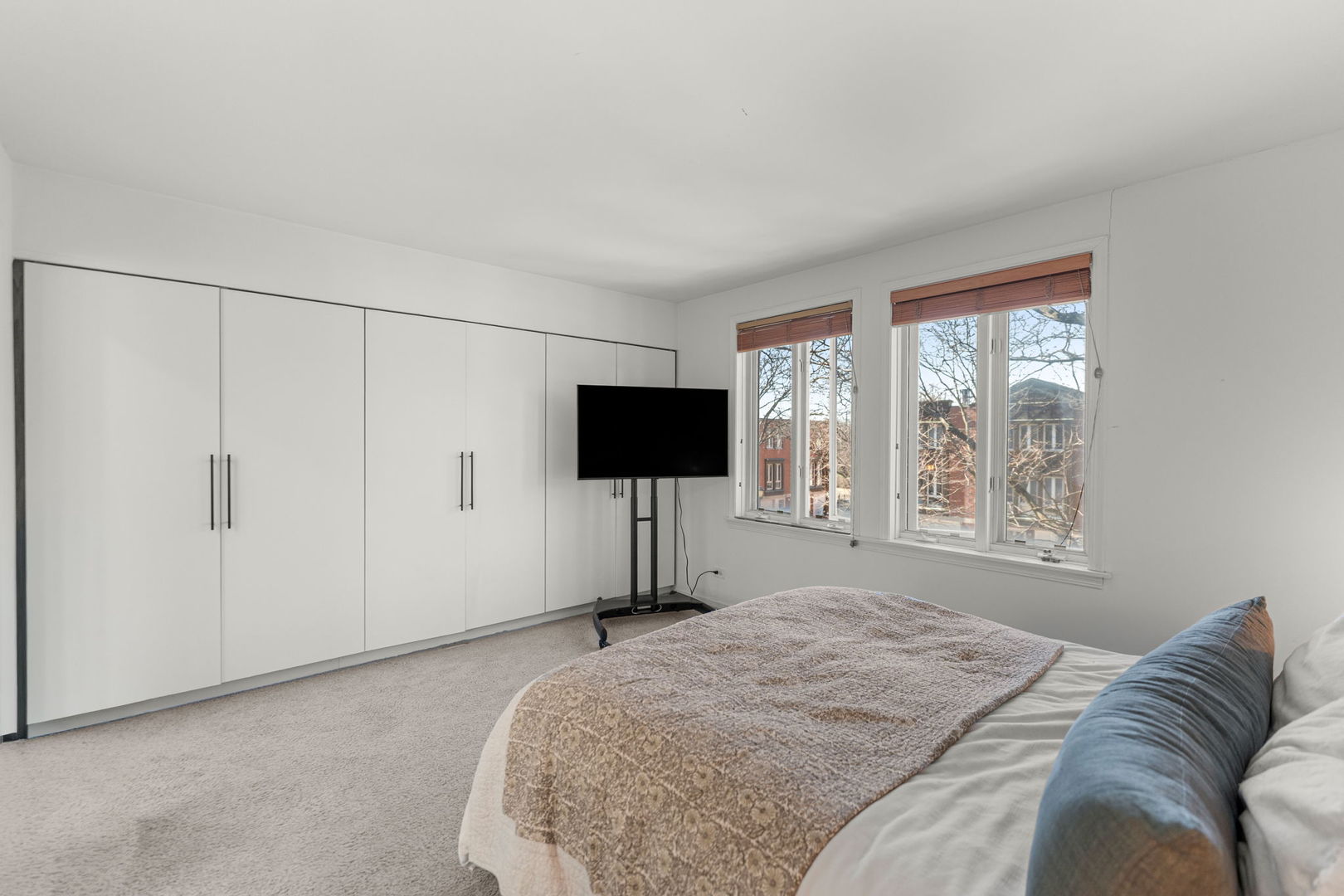 1422 S State Street, Chicago, IL 60605