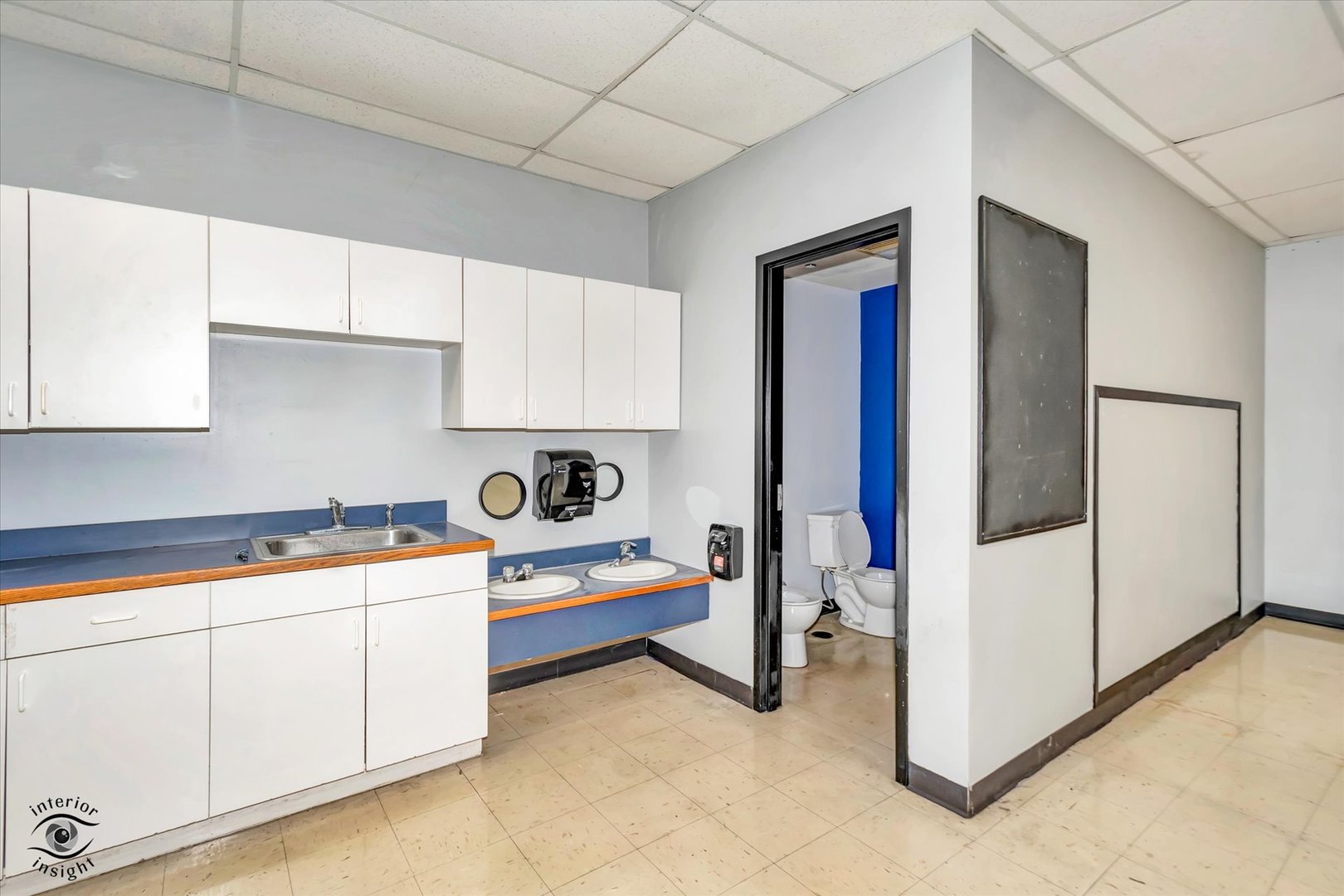 7481 Mill Road, Yorkville, IL 60560