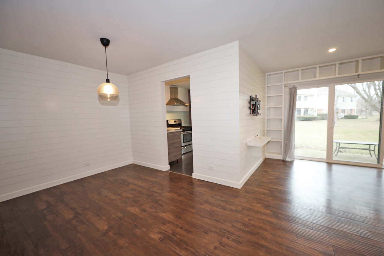 Schaumburg, IL 60193