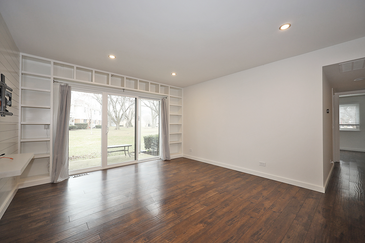 Schaumburg, IL 60193