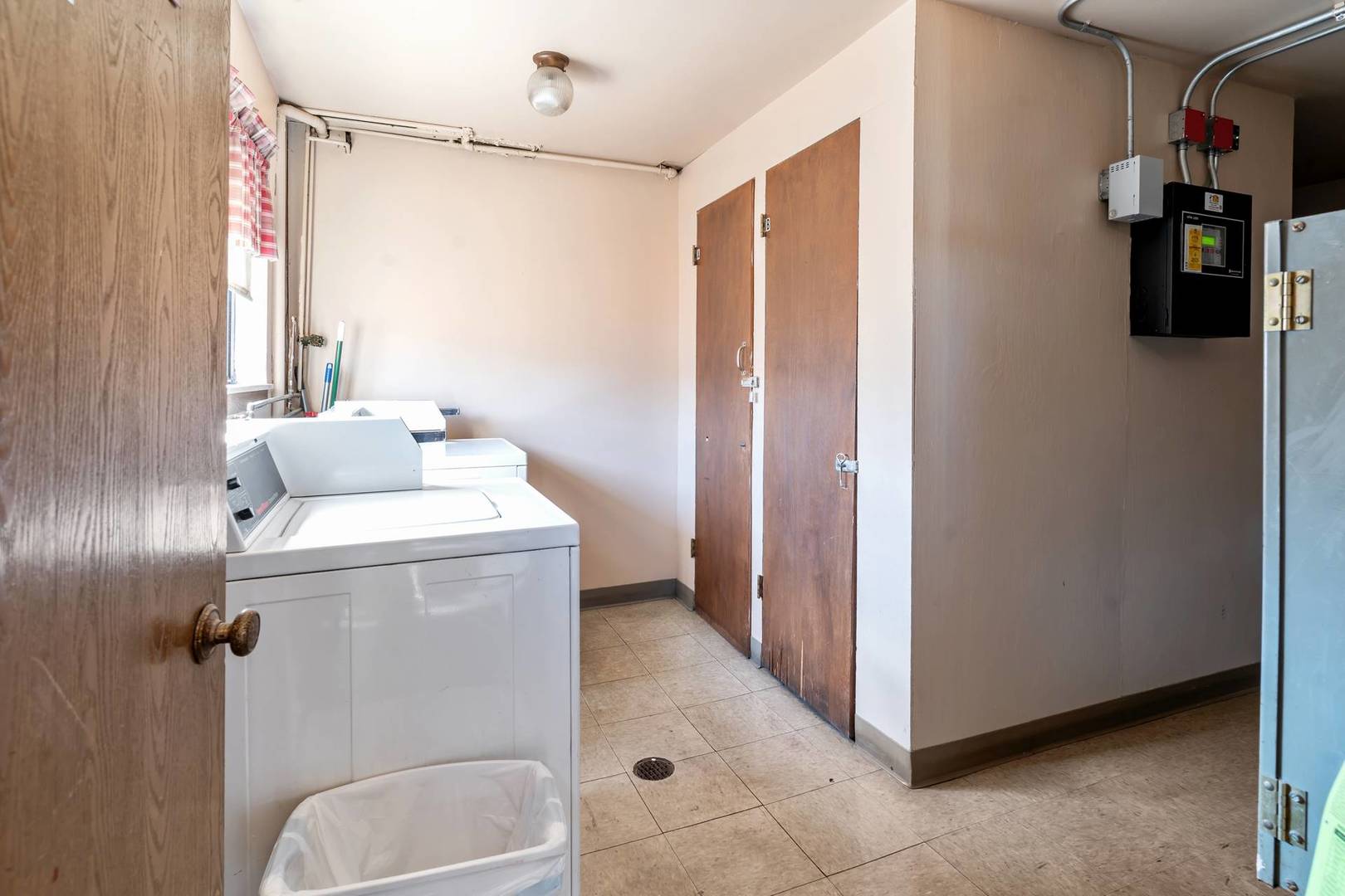 7202 W Wrightwood Avenue #3S, Elmwood Park, IL 60707