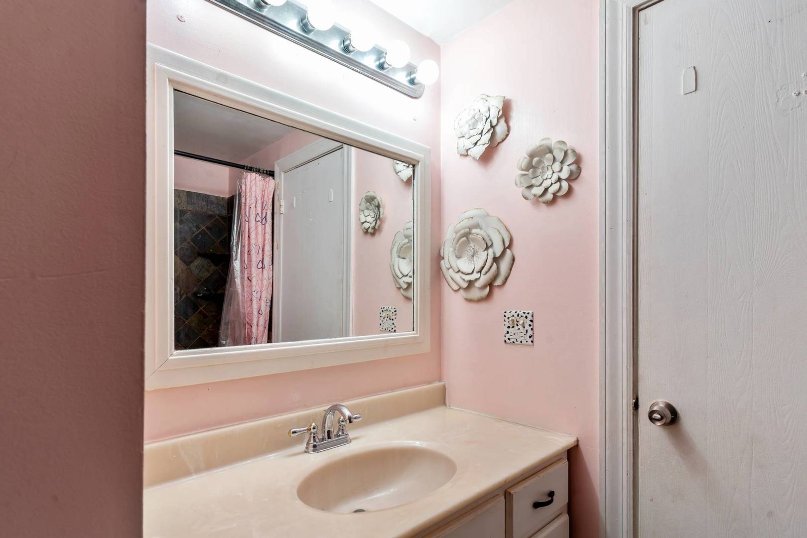 7202 W Wrightwood Avenue #3S, Elmwood Park, IL 60707