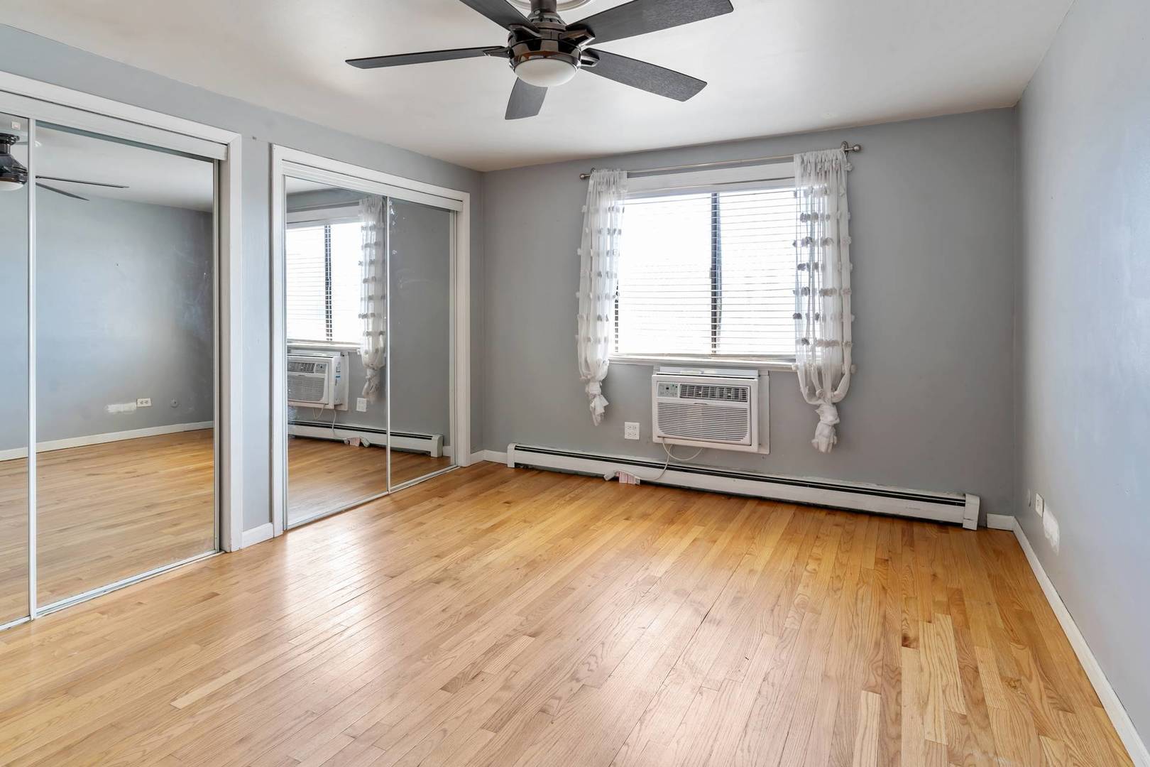 7202 W Wrightwood Avenue #3S, Elmwood Park, IL 60707