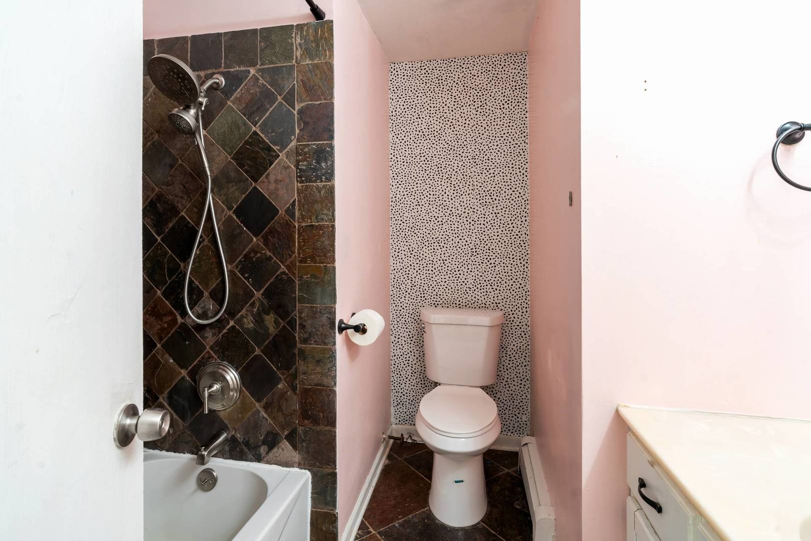 7202 W Wrightwood Avenue #3S, Elmwood Park, IL 60707