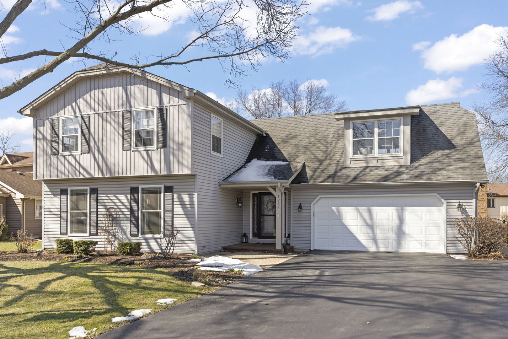 1256 Whitingham Circle, Naperville, IL 60540