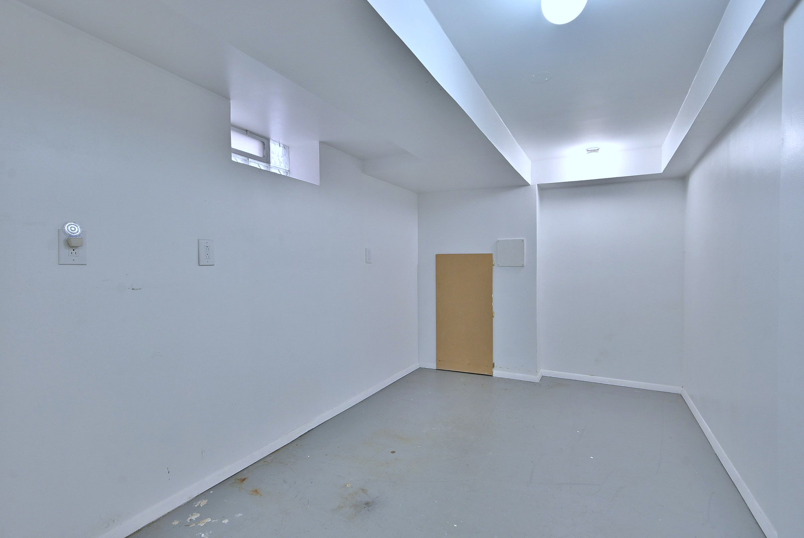 9824 Garden Court, Schiller Park, IL 60176