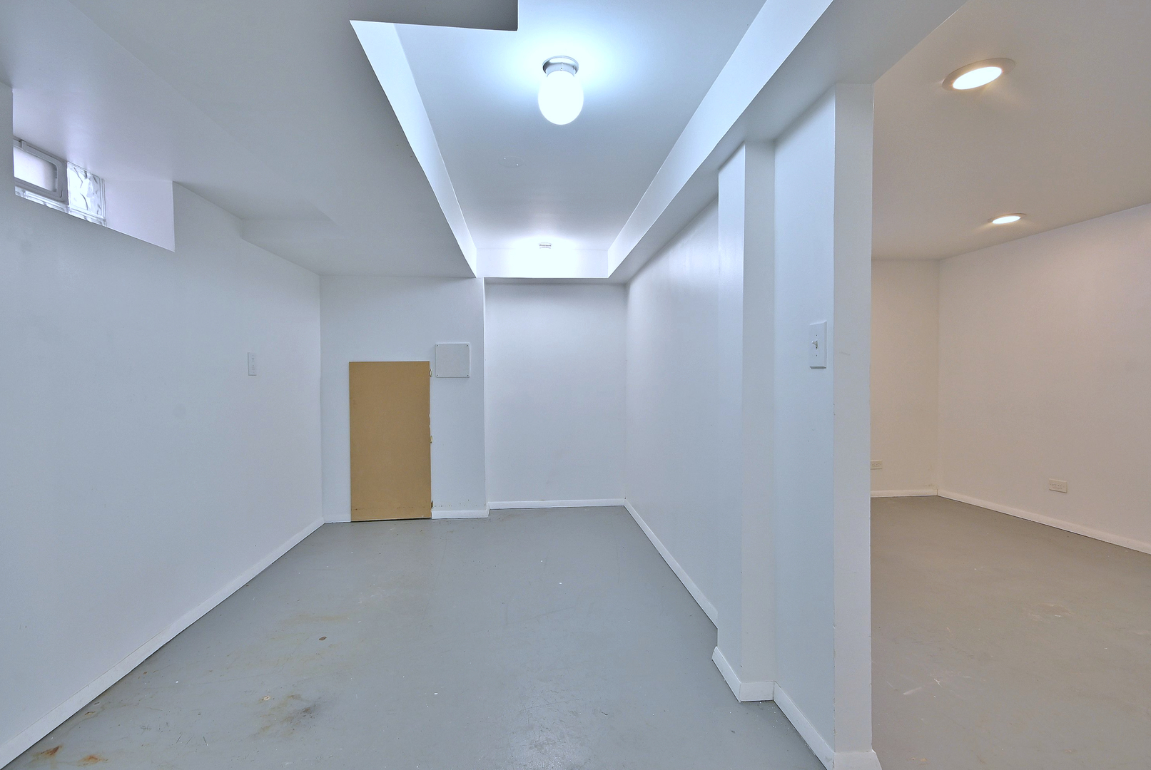 9824 Garden Court, Schiller Park, IL 60176