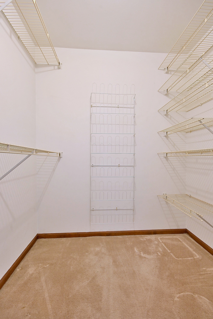 9824 Garden Court, Schiller Park, IL 60176