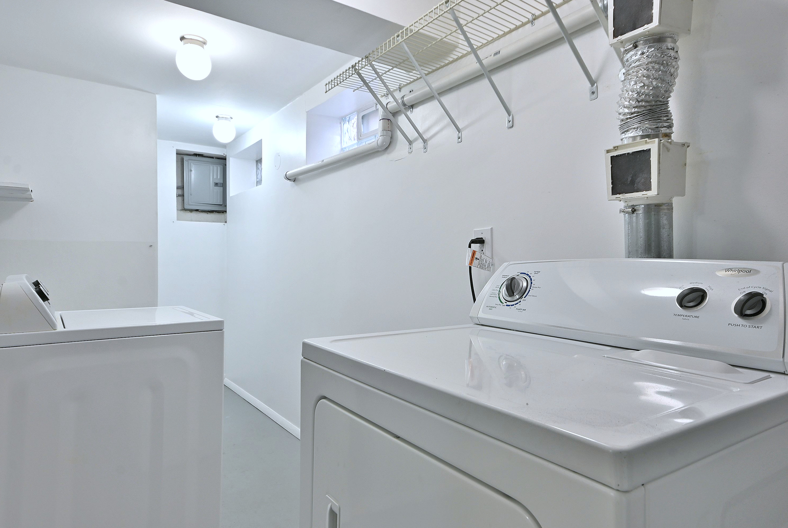 9824 Garden Court, Schiller Park, IL 60176