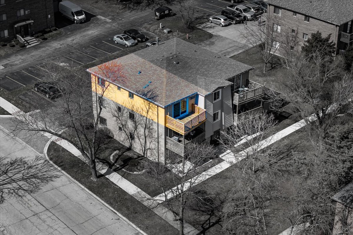 708 W 65th Street #5, Westmont, IL 60559