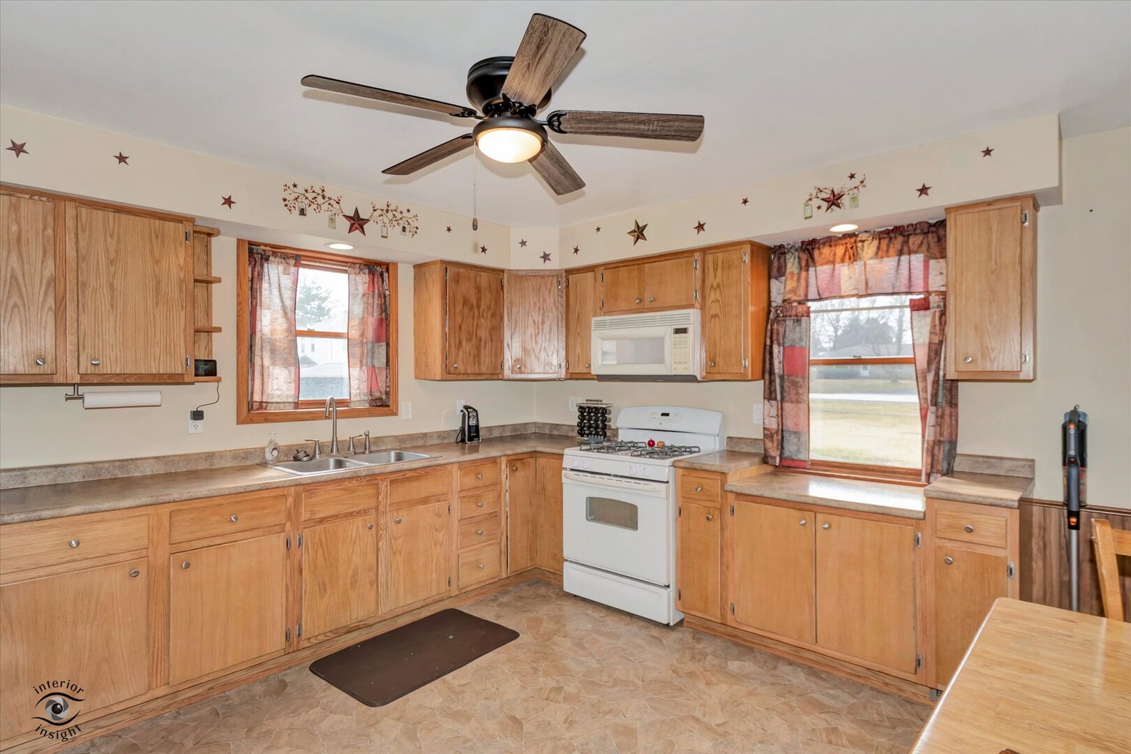 110 E Main Street, Cabery, IL 60919