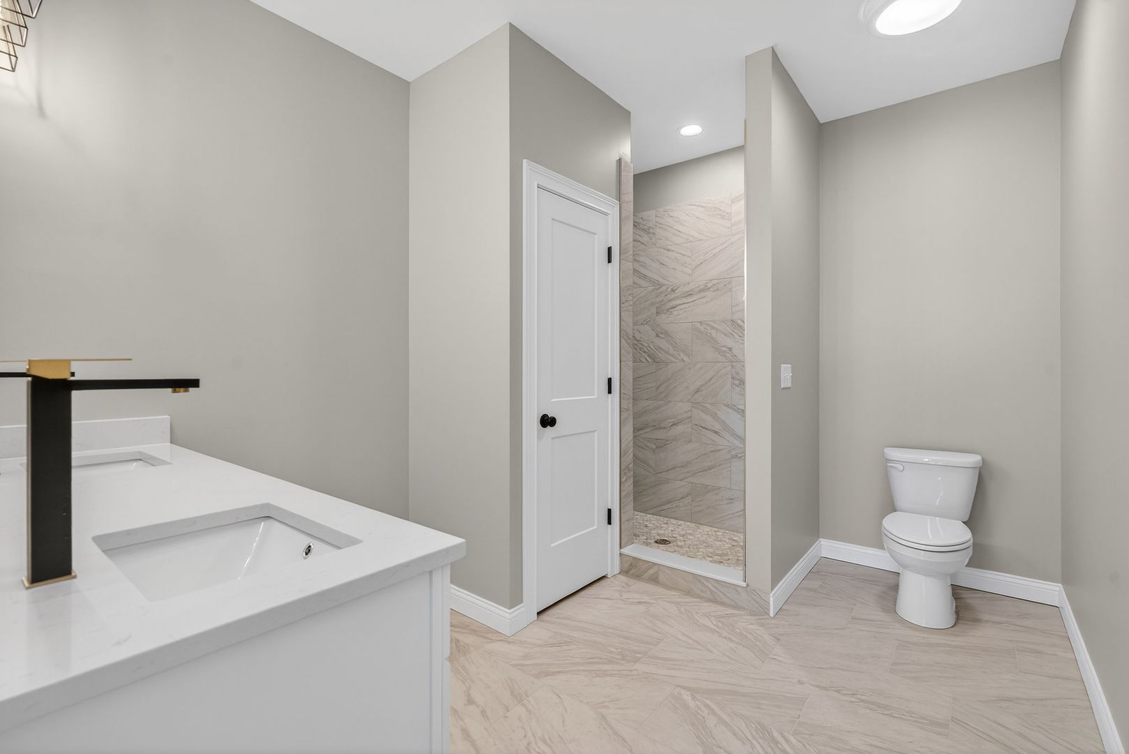 1165 Farmstone Drive, Diamond, IL 60416