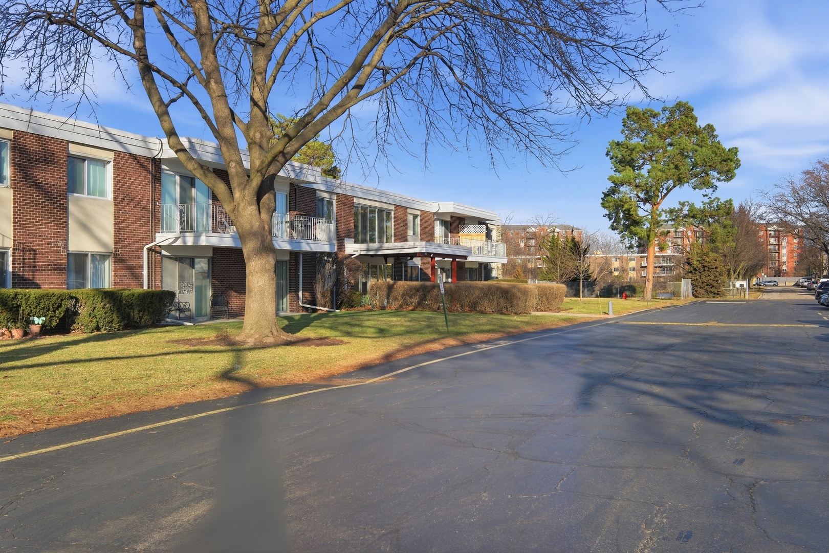 100 Deborah Lane #B26, Wheeling, IL 60090