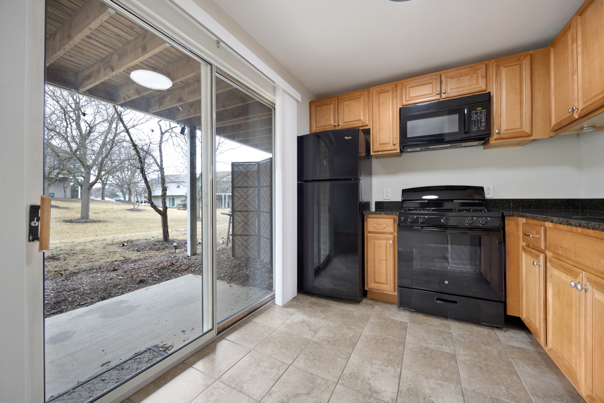 Streamwood, IL 60107