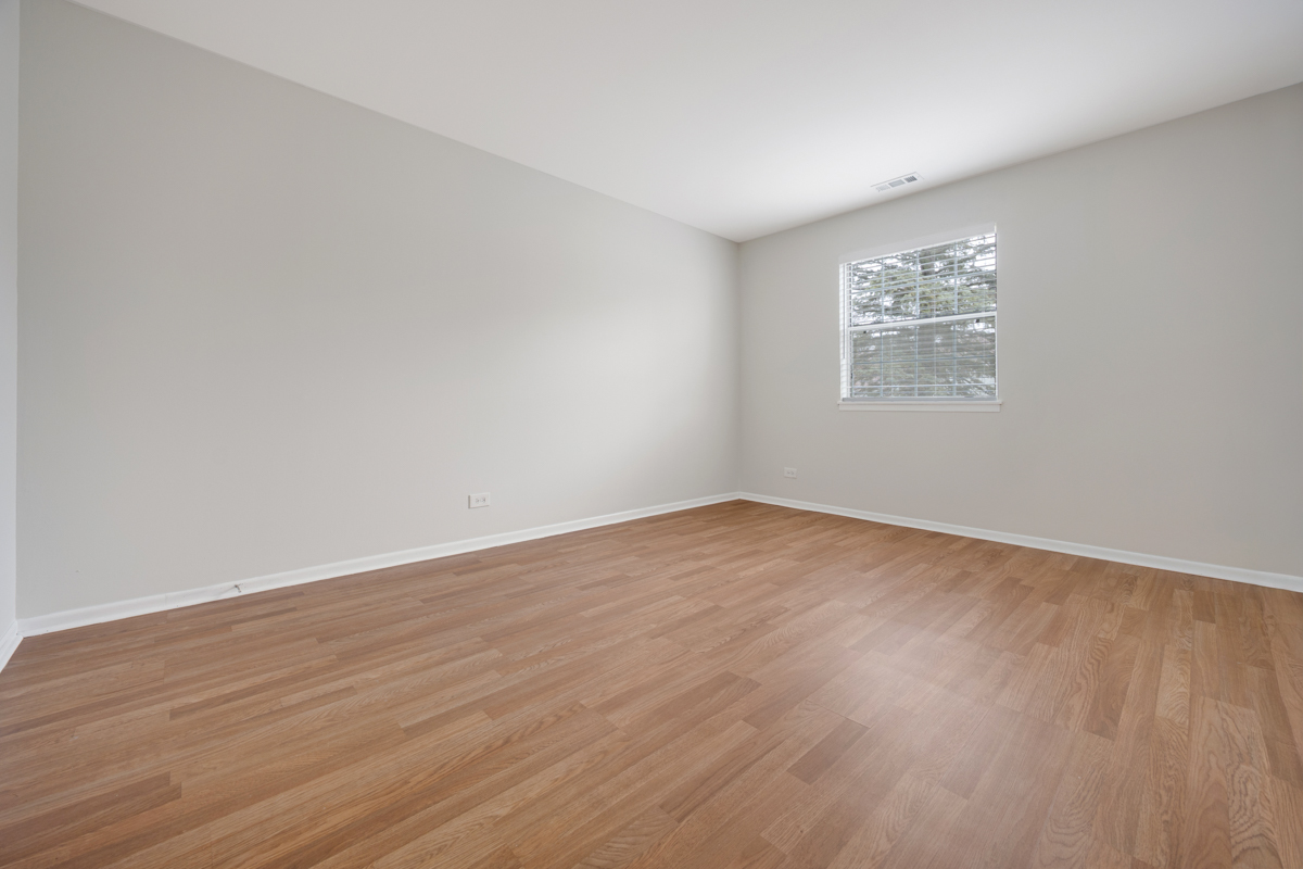 Streamwood, IL 60107