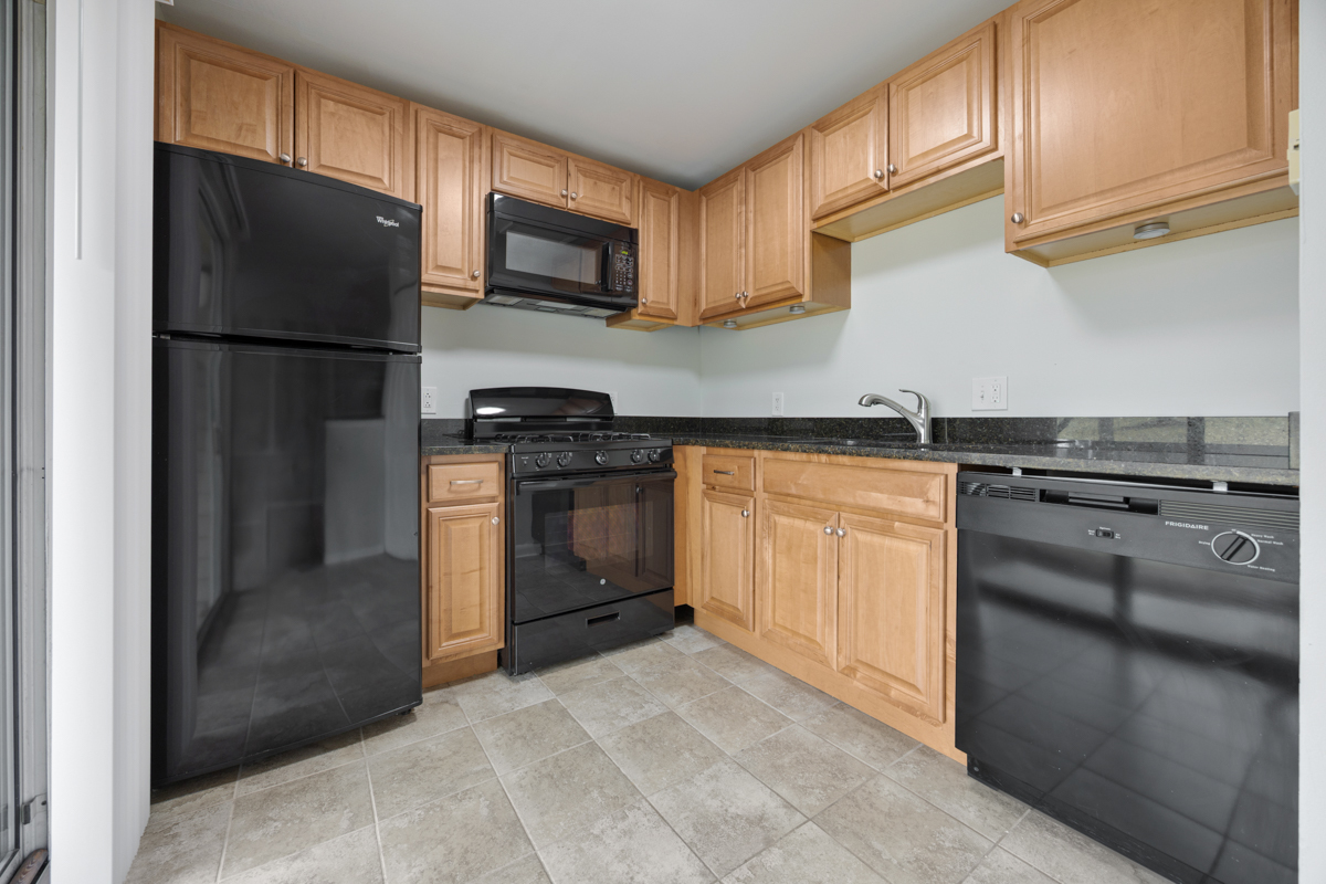 Streamwood, IL 60107