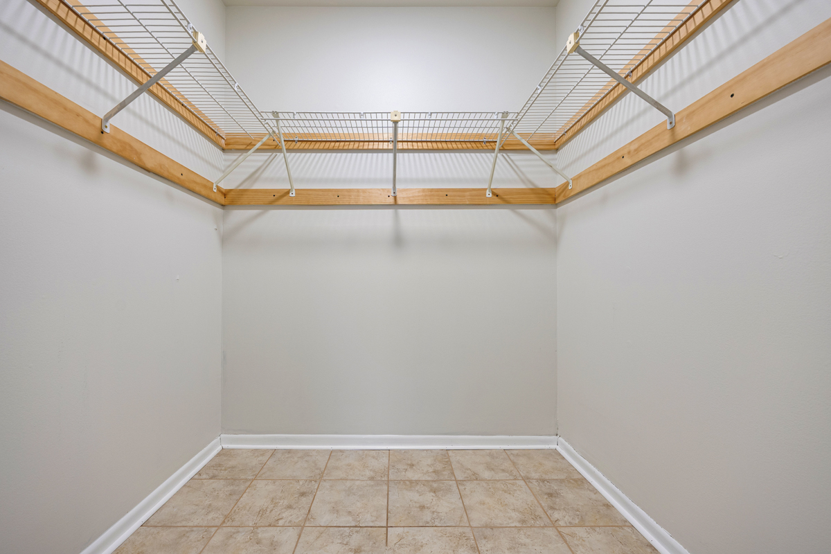 Streamwood, IL 60107