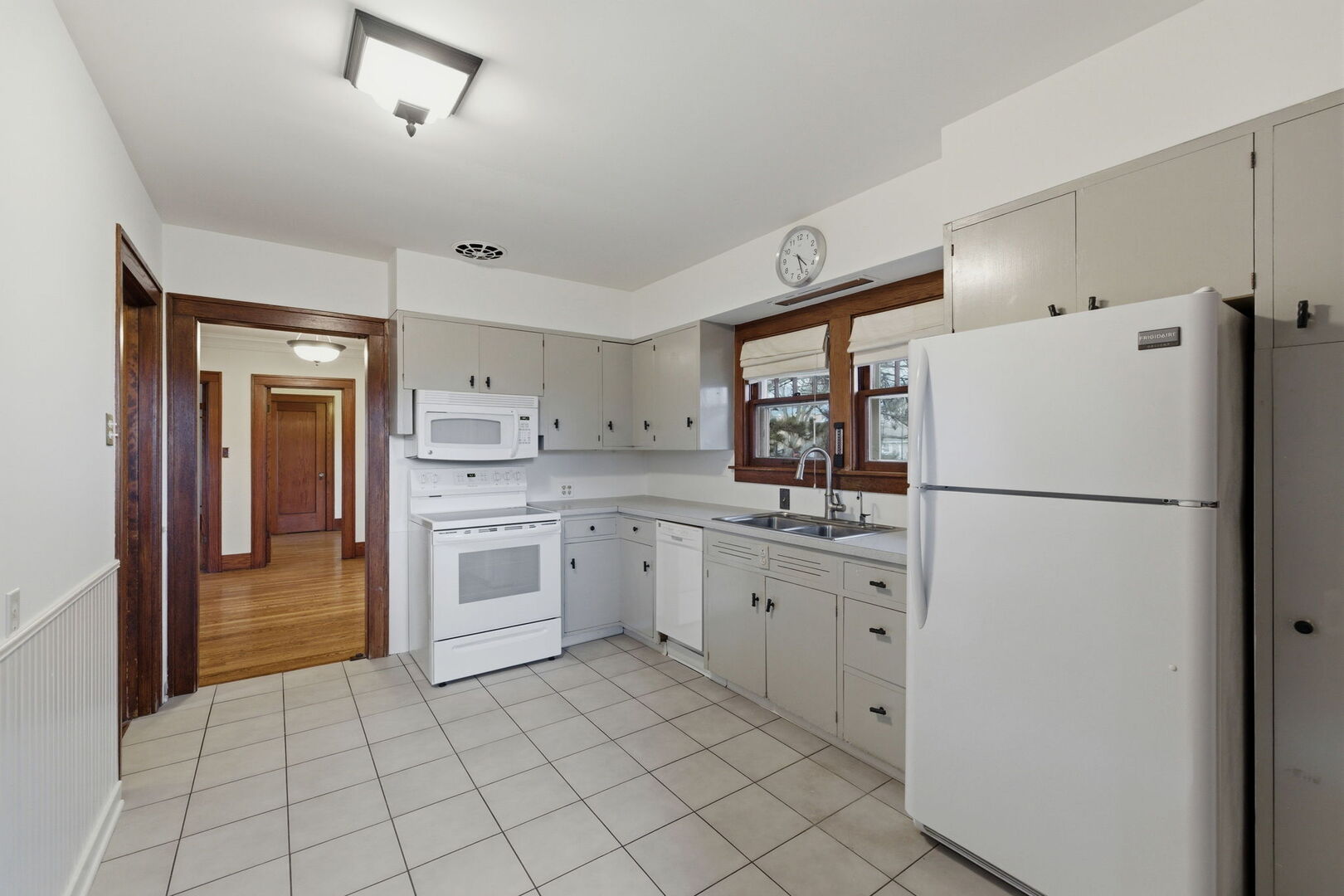 111 Oak Street, Frankfort, IL 60423