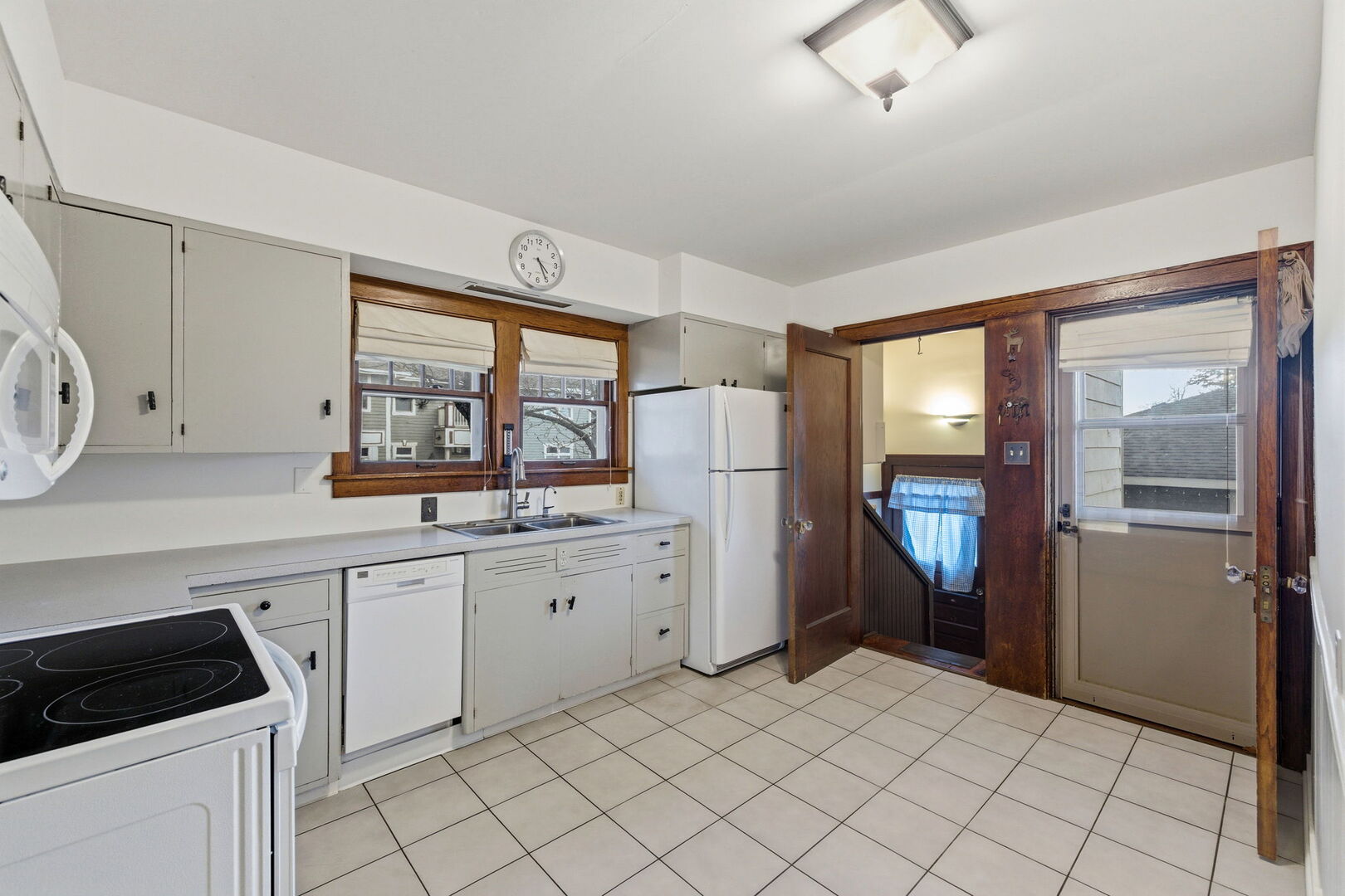 111 Oak Street, Frankfort, IL 60423