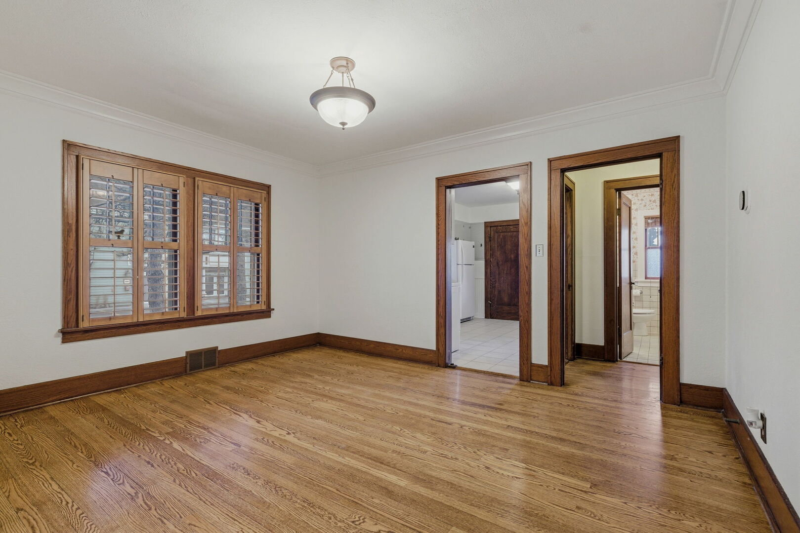 111 Oak Street, Frankfort, IL 60423