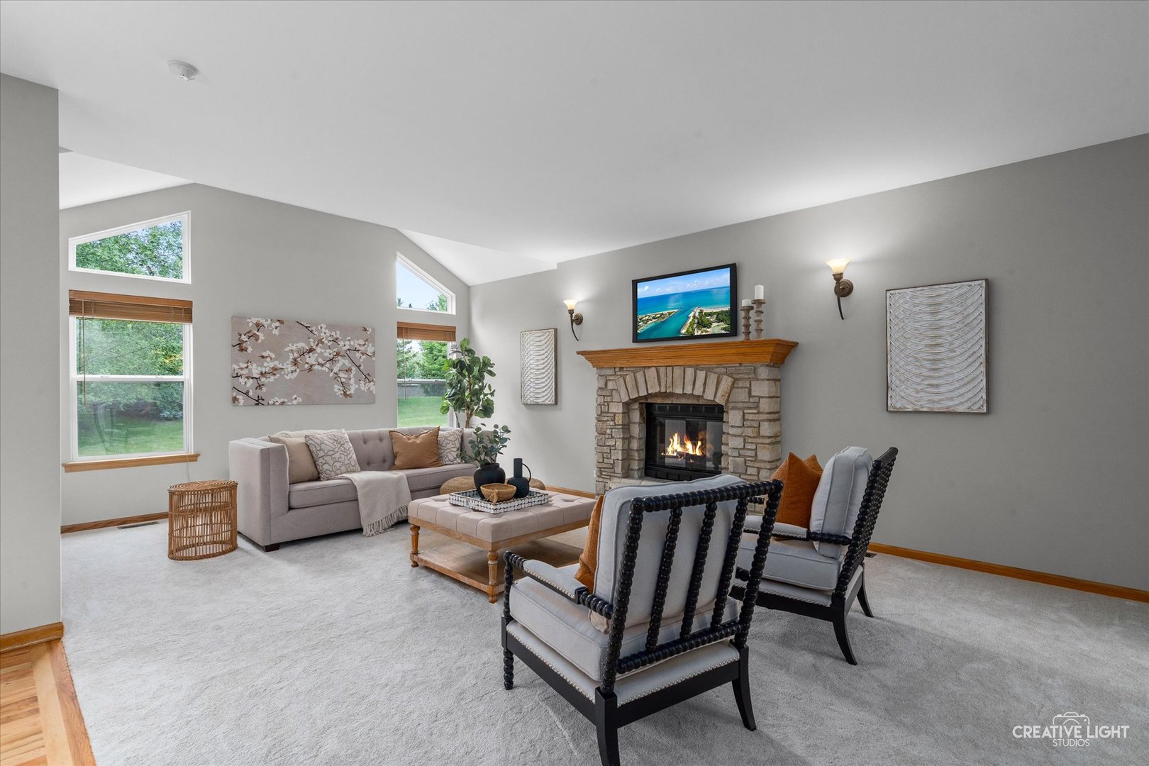 404 Kent Court, Oswego, IL 60543