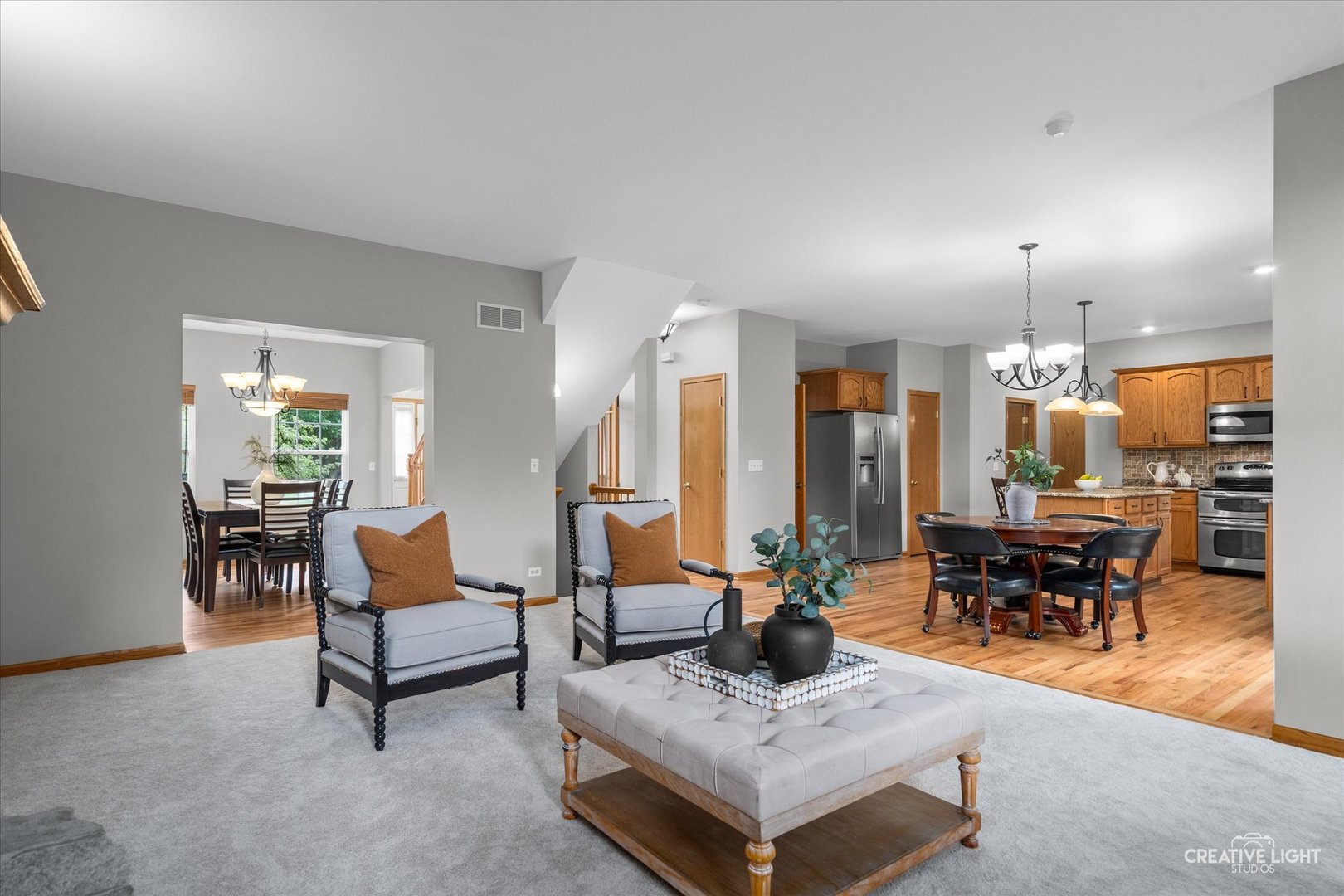 404 Kent Court, Oswego, IL 60543