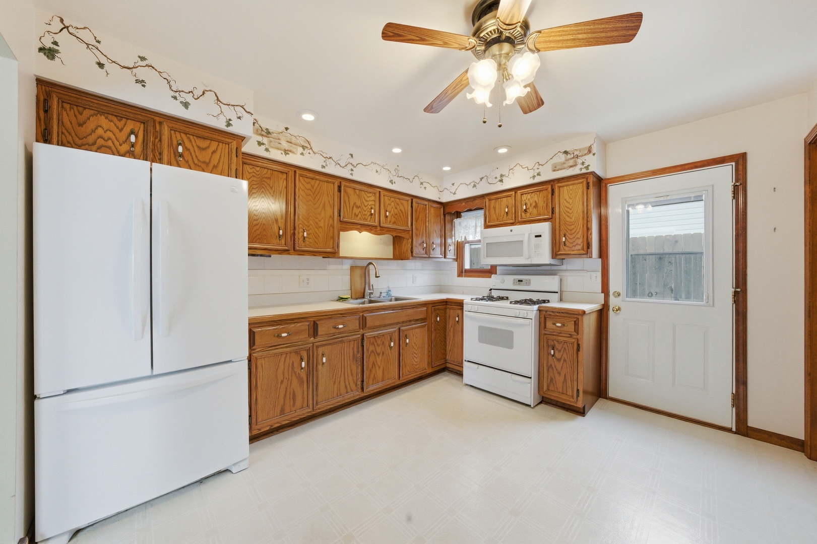 1507 Dellmar Avenue, Joliet, IL 60435