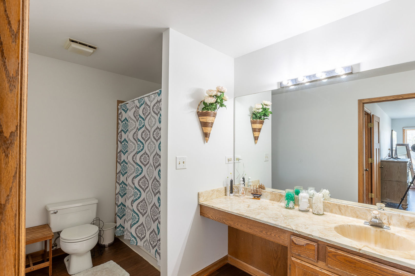 5081 Adele Drive, Gurnee, IL 60031