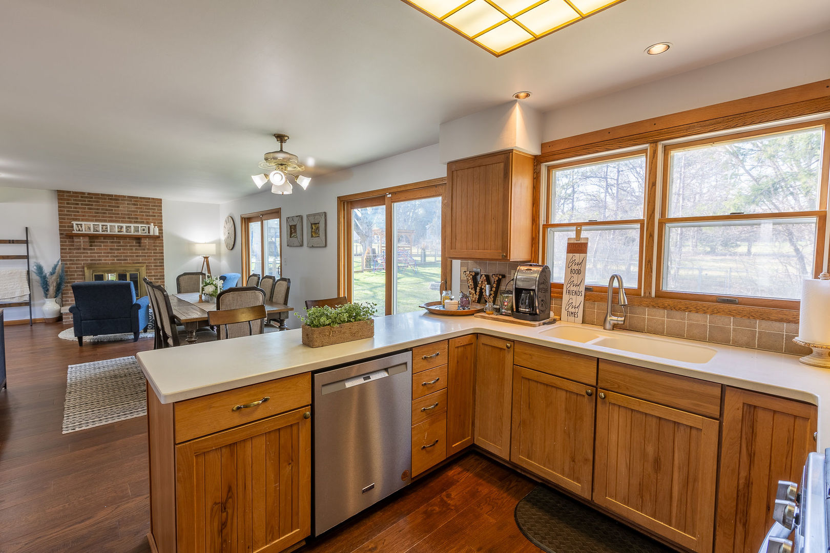 5081 Adele Drive, Gurnee, IL 60031