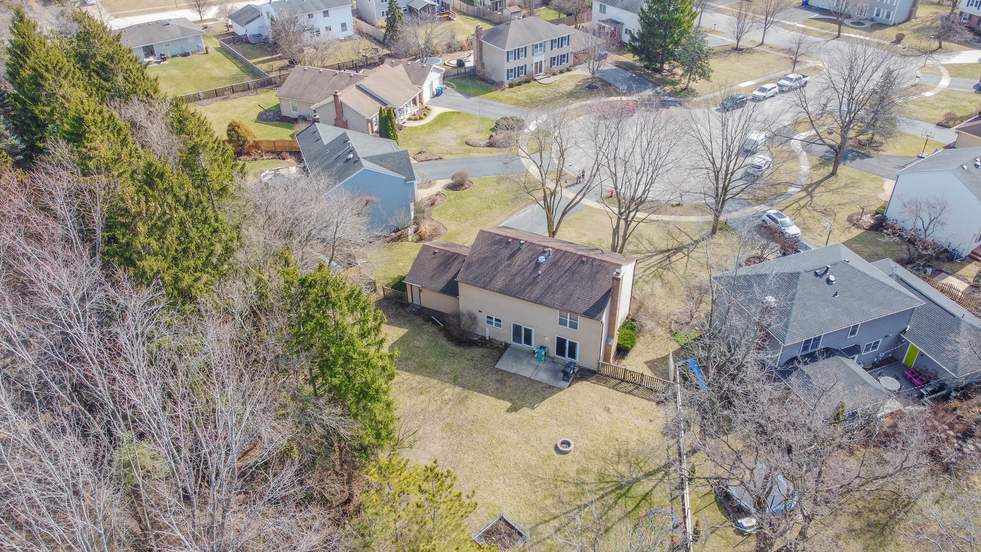 5081 Adele Drive, Gurnee, IL 60031