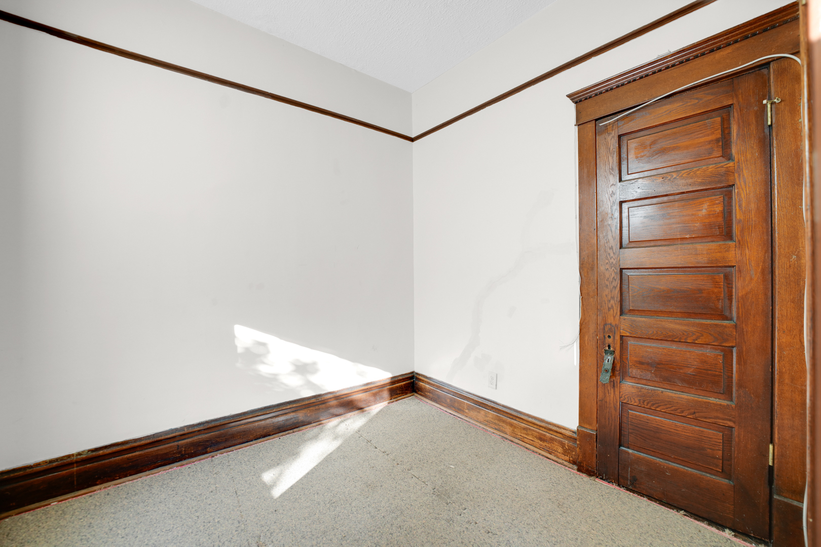 6045 S Peoria Street, Chicago, IL 60621