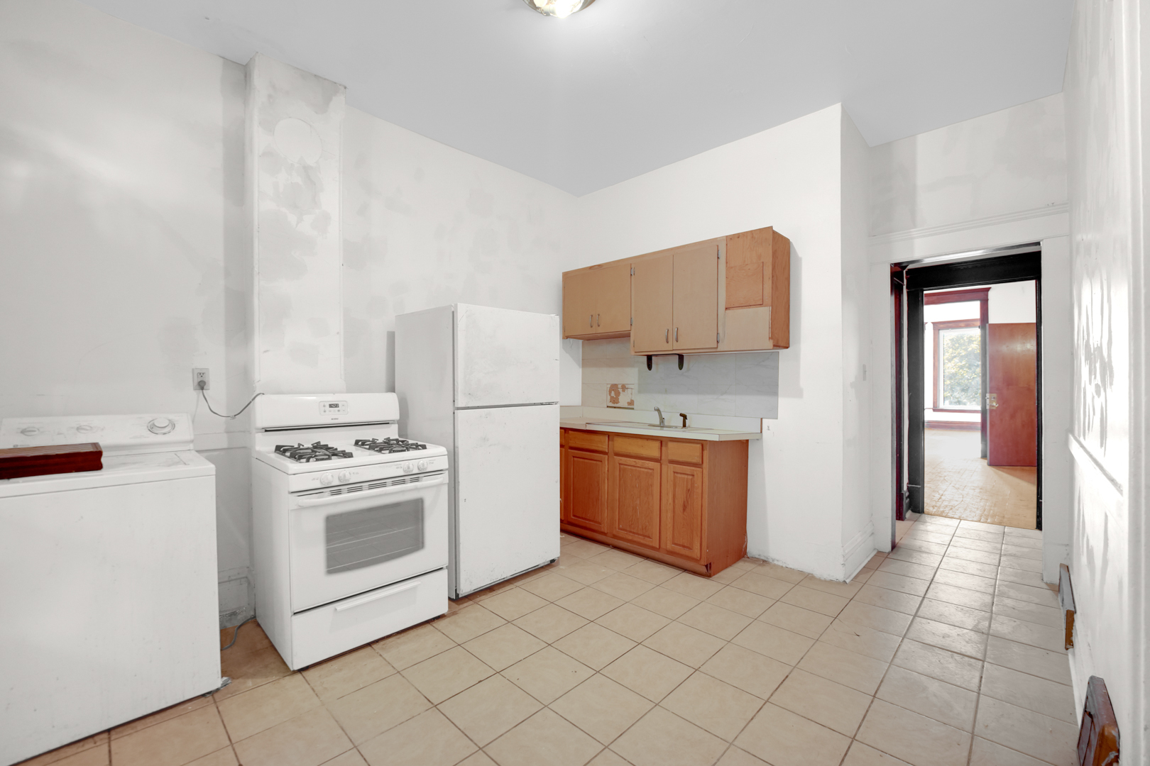 6045 S Peoria Street, Chicago, IL 60621