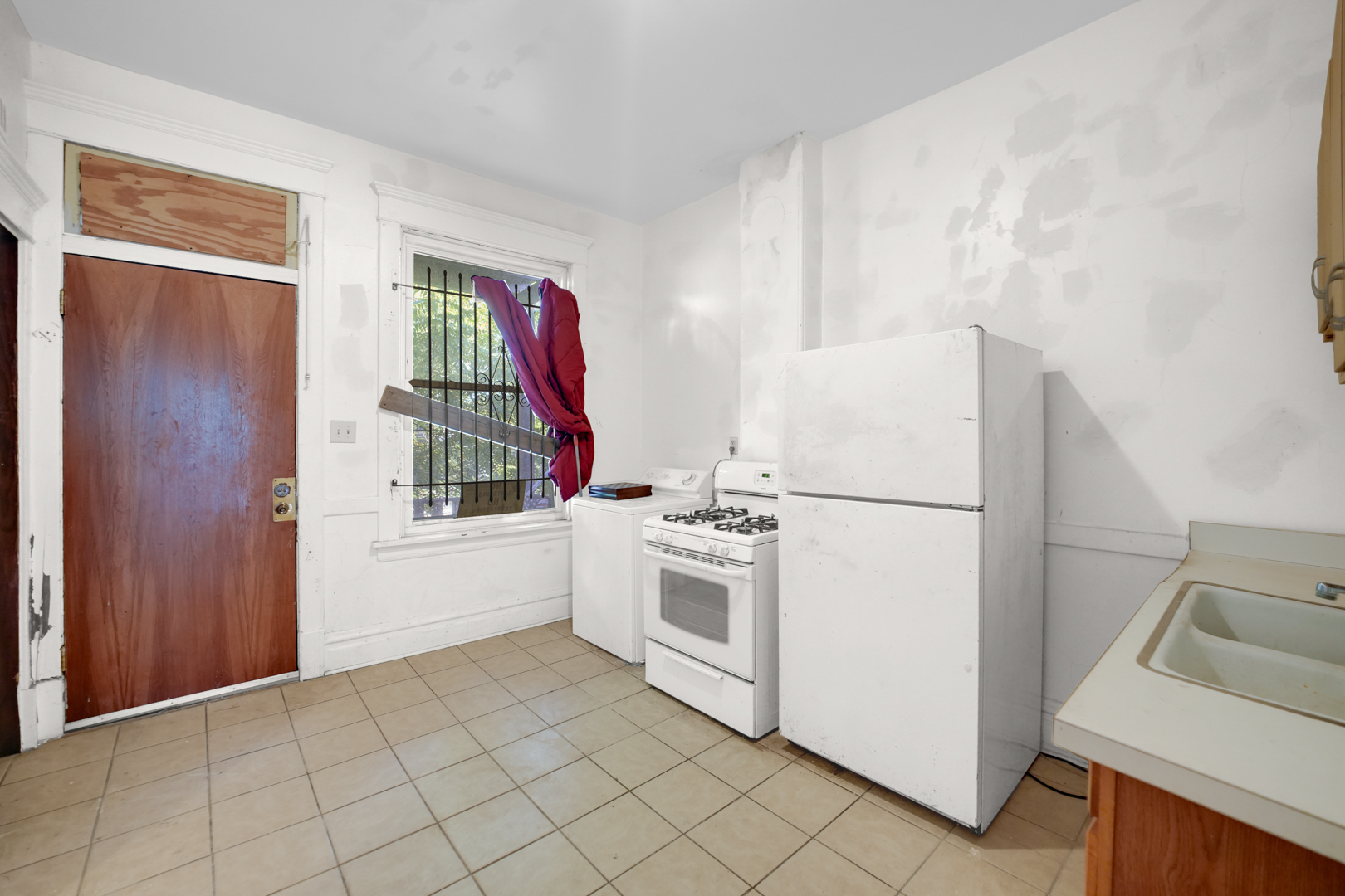 6045 S Peoria Street, Chicago, IL 60621