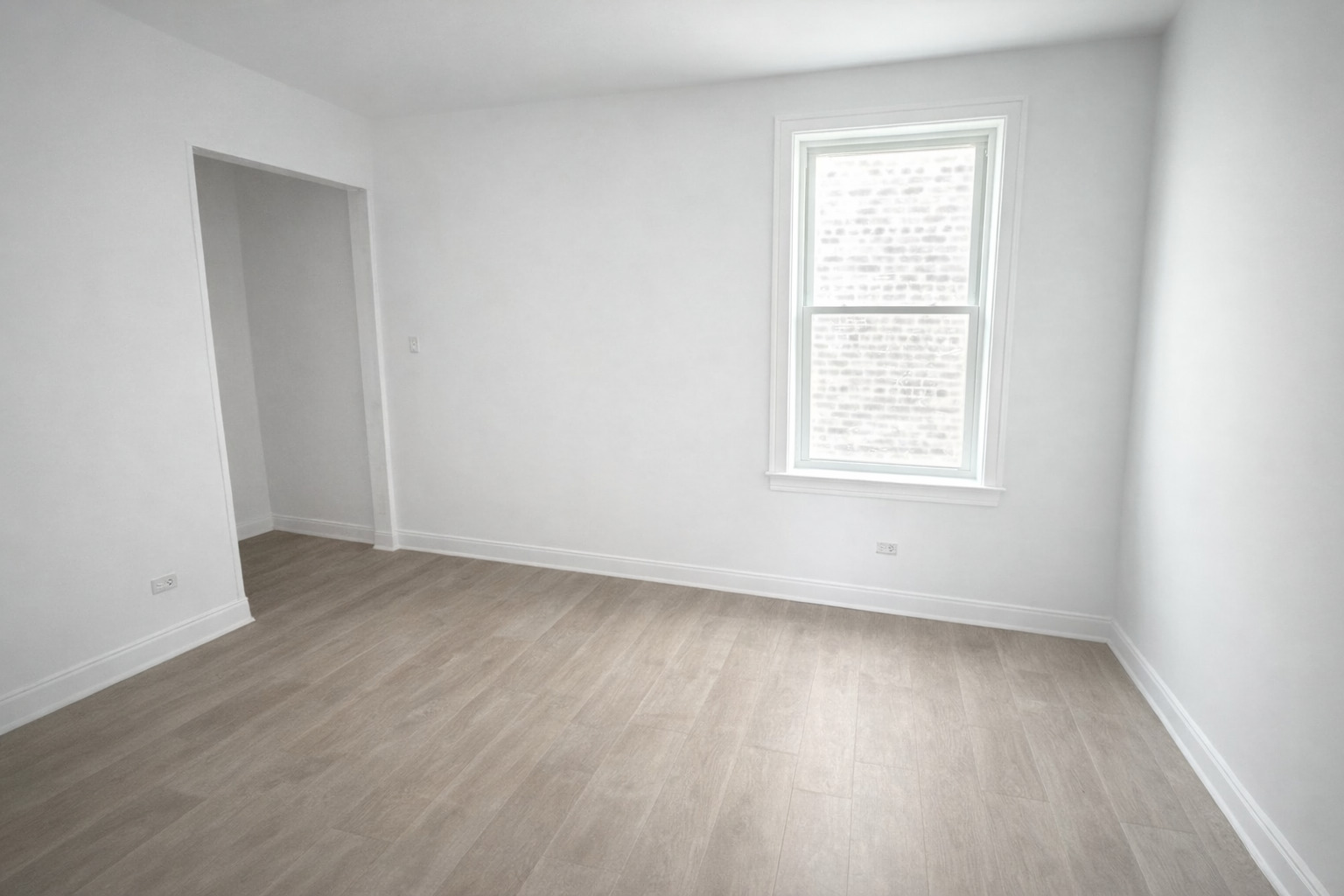 3340 W Evergreen Avenue #2F, Chicago, IL 60651